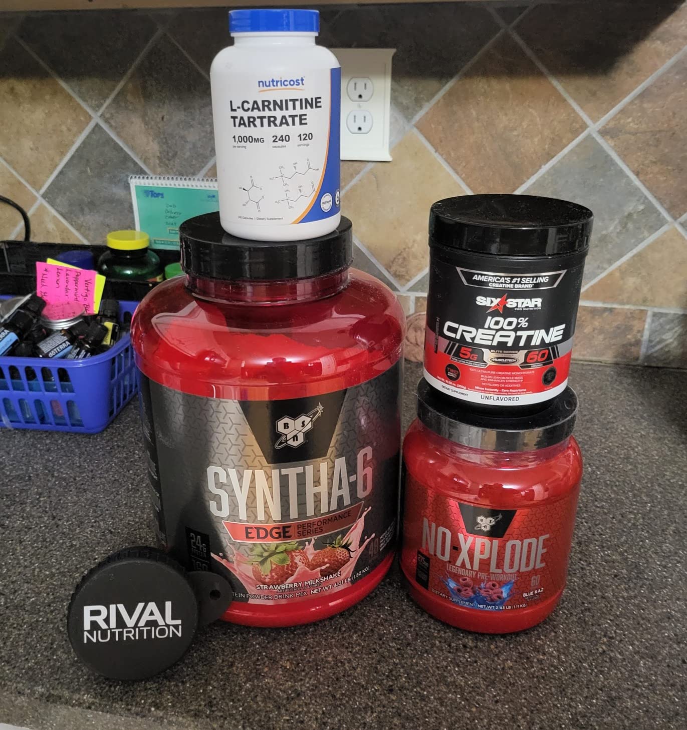 BSN SYNTHA-6 EDGE Protein Powder, Strawberry Flavored Powder with Hydrolyzed Whey, Micellar Casein, for Muscle Gain, Low Sugar, 24g Protein, Strawberry Milkshake, 48 Servings, 4.01 Pound (Pack of 1) customer photo 1