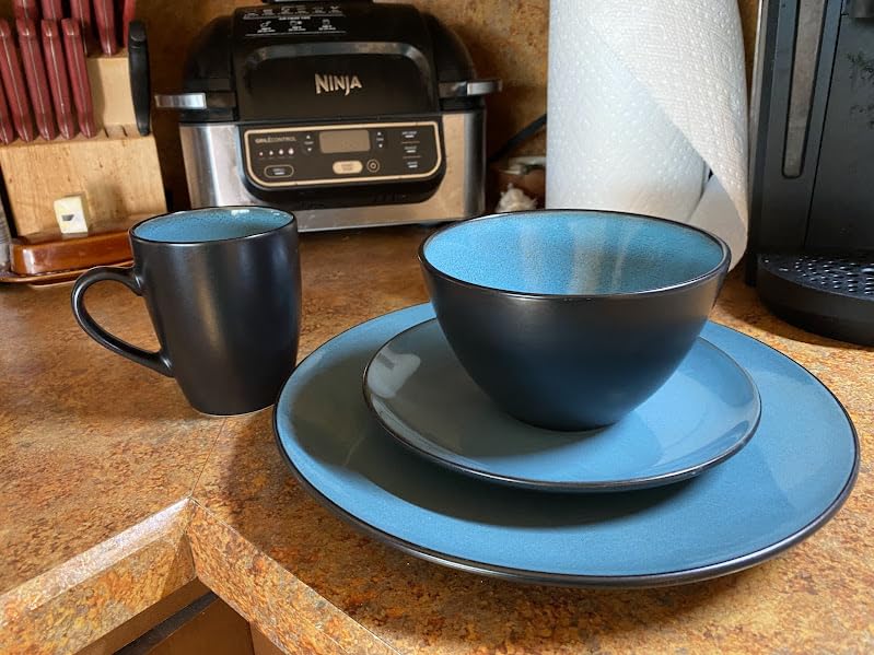Gibson Elite Soho Lounge Round Reactive Glaze Stoneware Dinnerware Set, Service for 4 (16pc), Blue customer photo 2