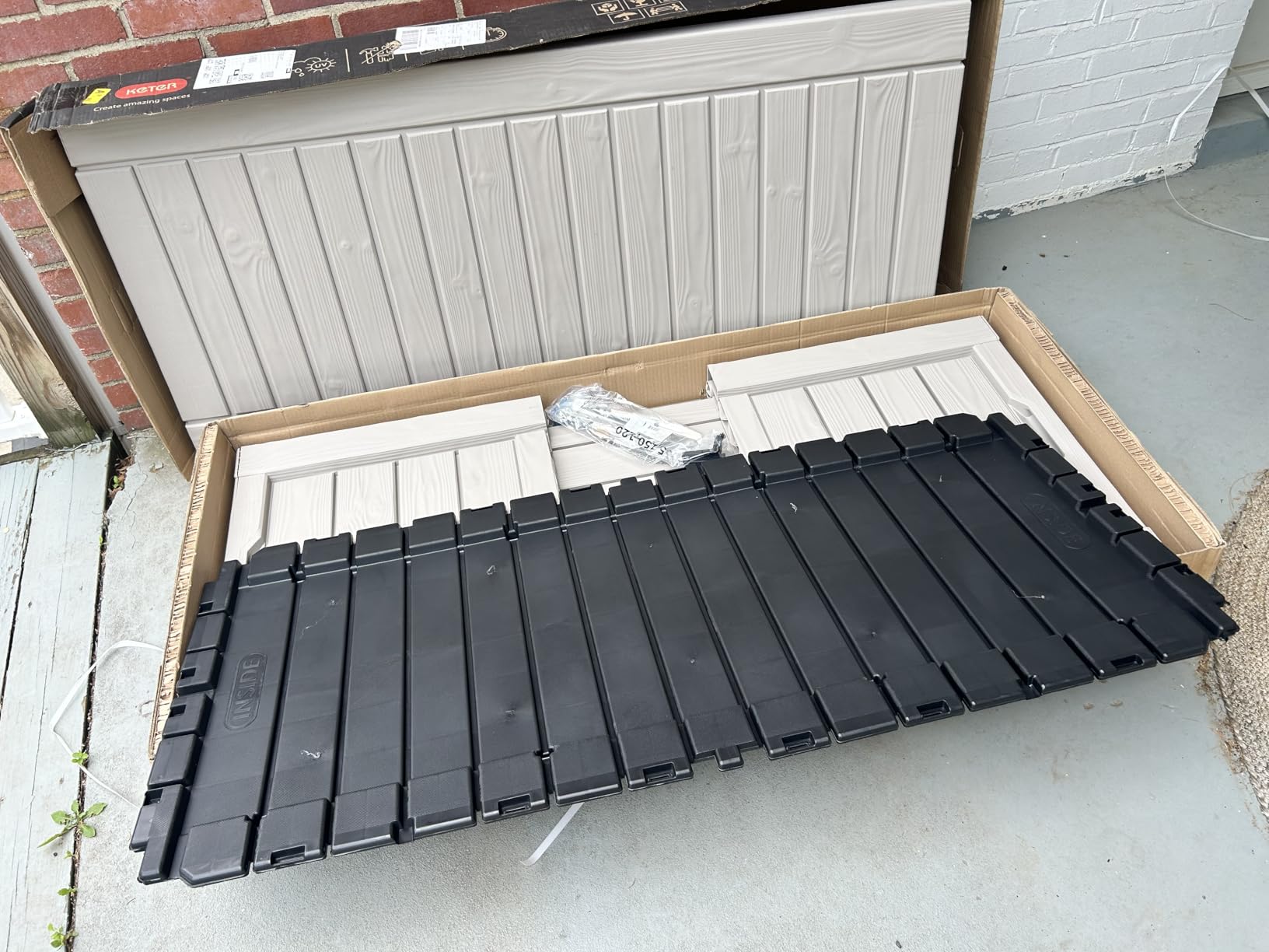 Keter 150 Gallon Resin Large Deck Box Organization and Storage Box for Patio, Outdoor Cushions, Garden Tools, Brown customer photo 1