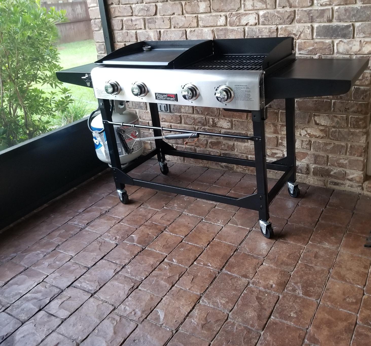 Royal Gourmet GD401C 4-Burner Propane Gas Grill and Griddle Combo with Cover, 48,000 BTUs customer photo 2