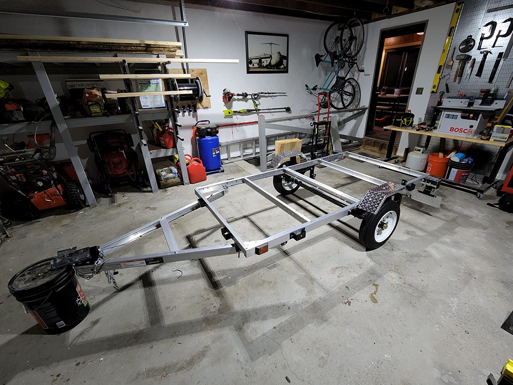 Ultra-Tow 4ft. x 8ft. Folding Aluminum Utility Trailer Kit - 1170-Lb. Load Capacity customer photo 1