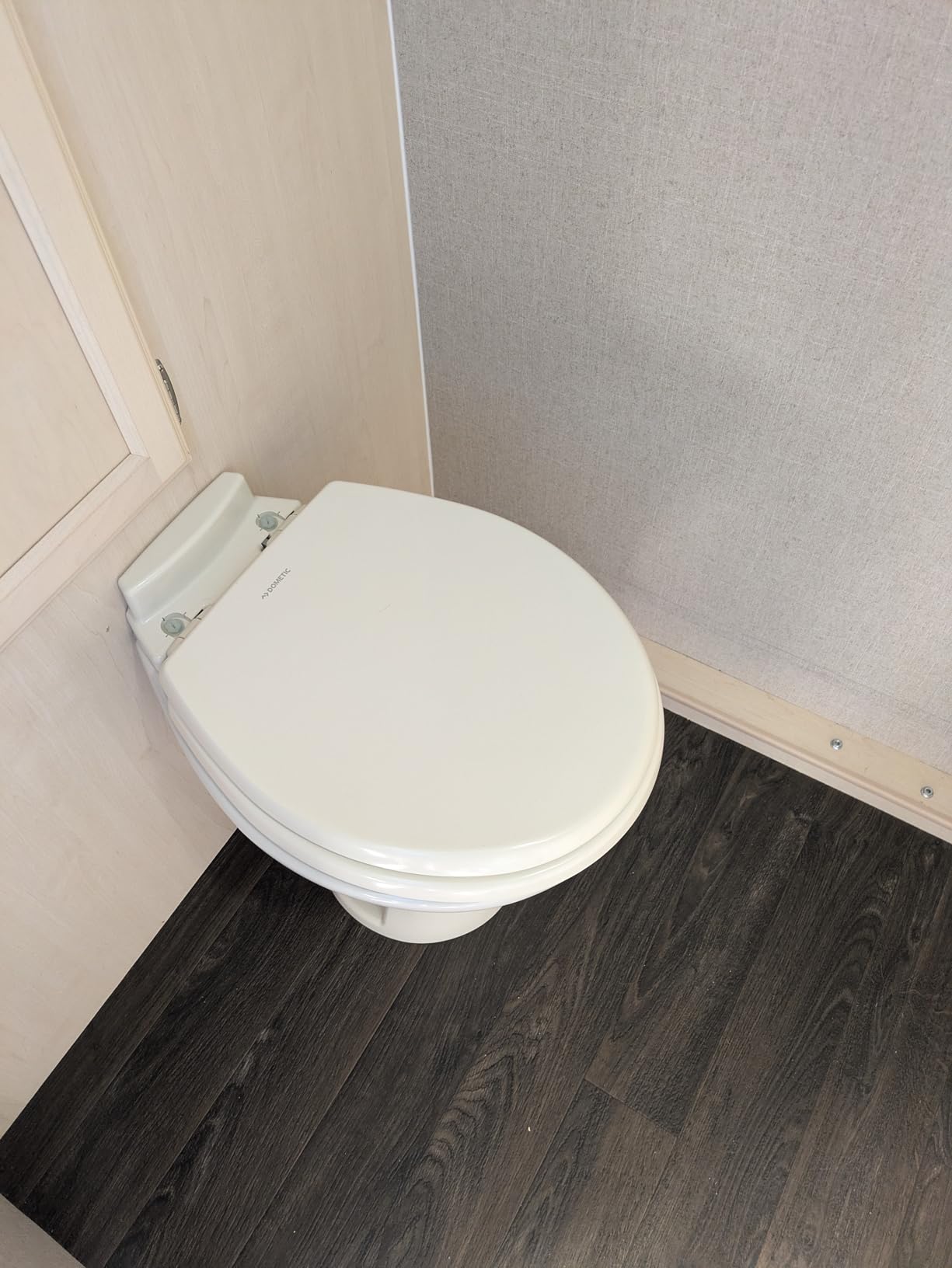 Dometic 310 Gravity Toilet, Bone, Standard Height customer photo 1