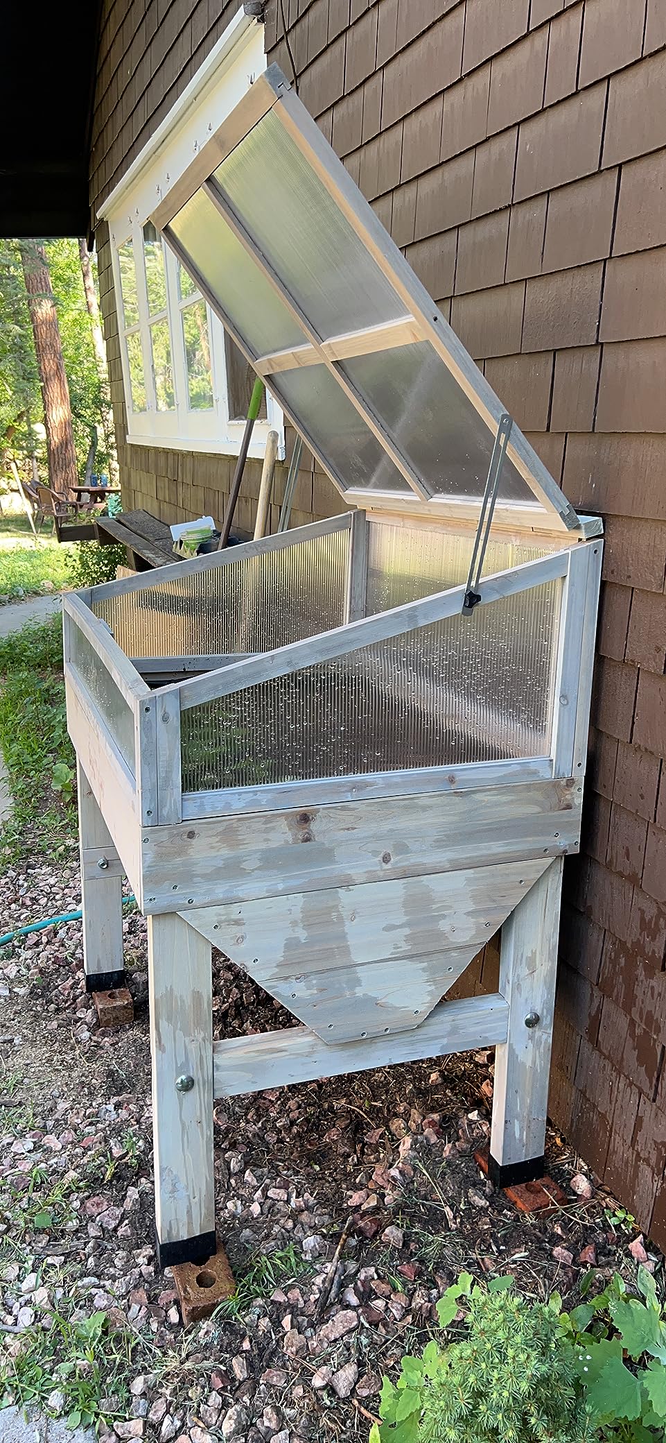 VegTrug Classic Cold Frame, Durable and Spacious Wooden Frame, Ideal Gardening Accessories, Gray Wash, 1m customer photo 2