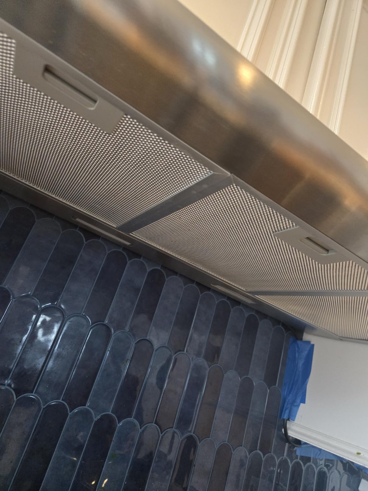 COSMO COS-5MU30 30 in. Delta Collection Ducted Under Cabinet Range Hood, Button Controls, Reusable Filters, LED Lights, Stainless Steel customer photo 2