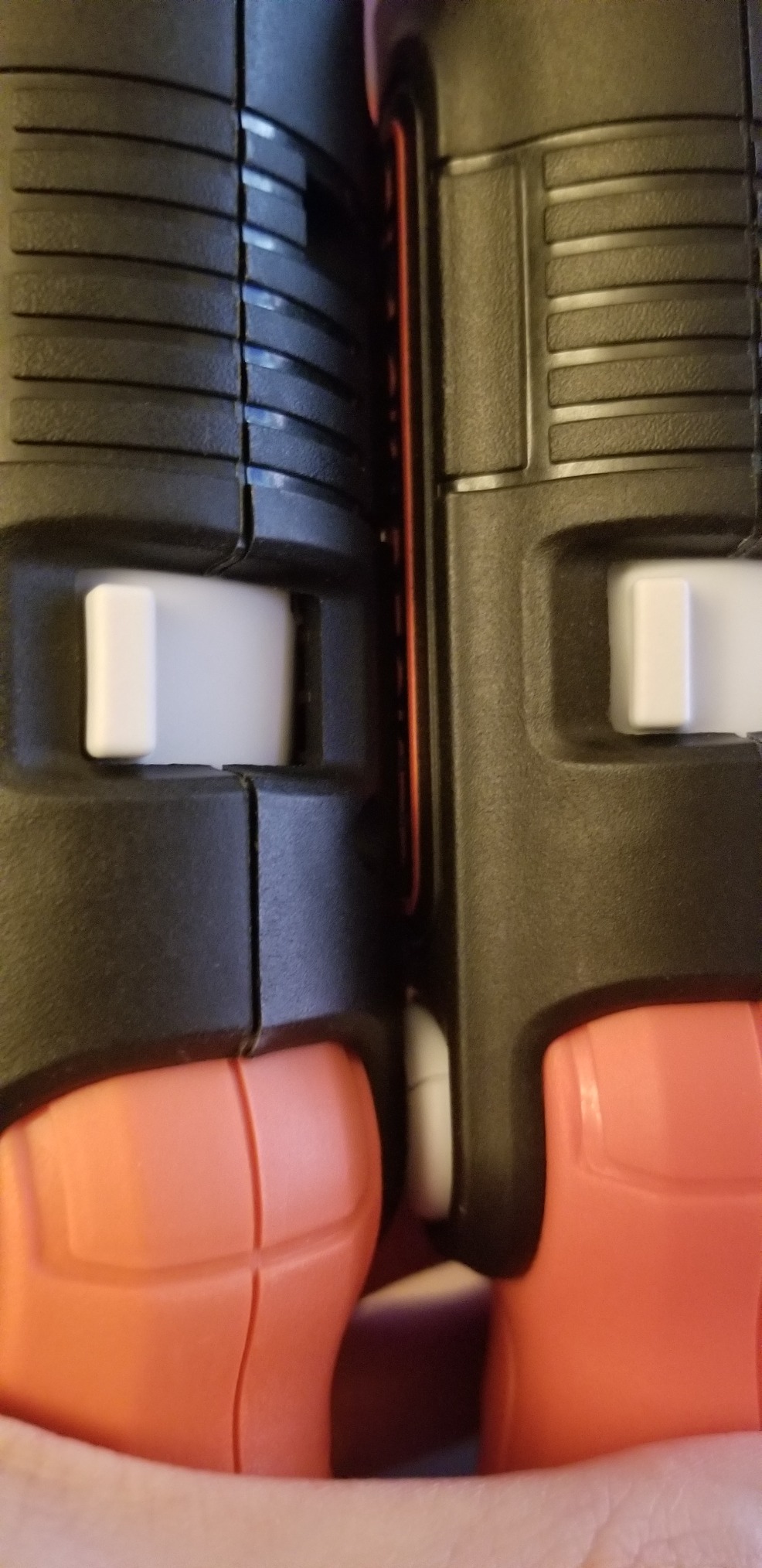 BLACK+DECKER Cordless Screwdriver with LED Light 4V MAX, Electric Screwdriver with 2 Pcs Bit Set (BDCSFL20C) customer photo 2