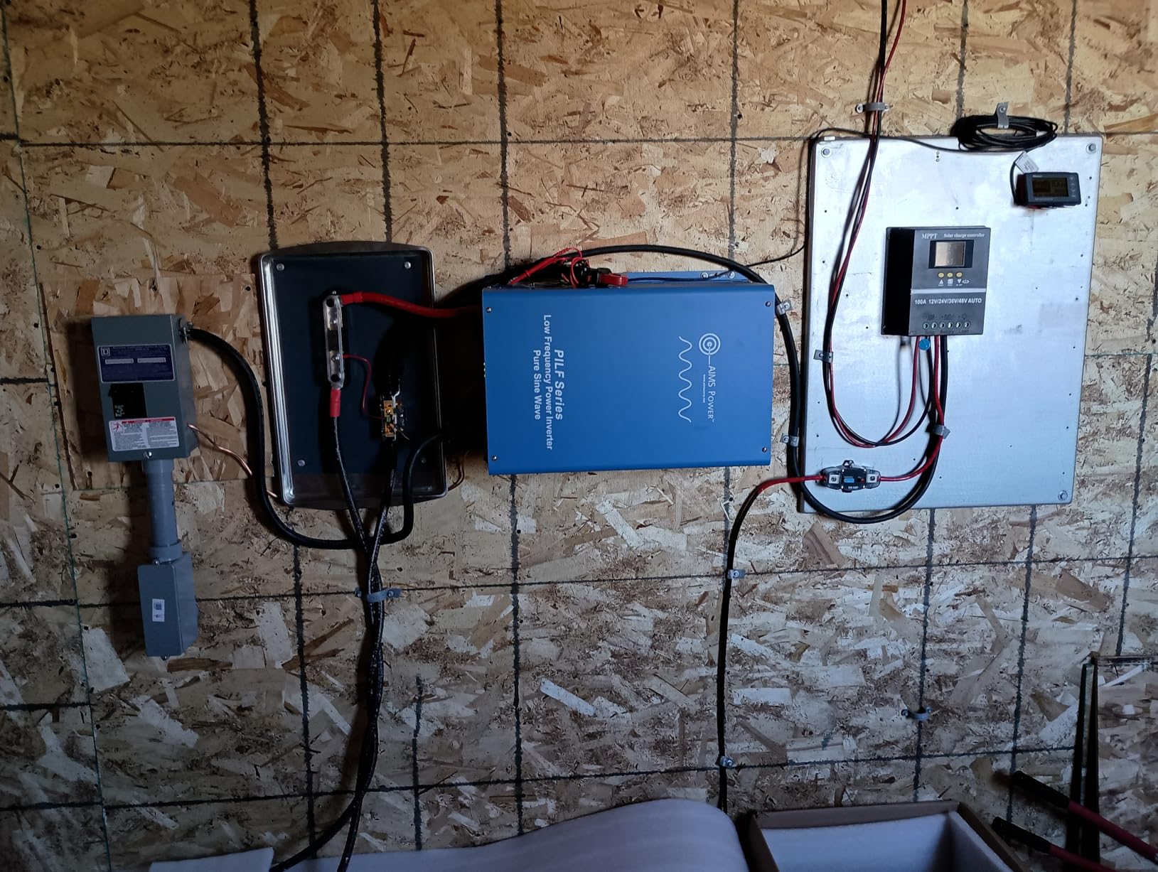 Renogy Deep Cycle AGM 12 Volt 100Ah Battery, 3% Self-Discharge Rate, 1100A Max Discharge Current, Safe Charge Appliances for RV, Camping, Cabin, Marine and Off-Grid System, Maintenance-Free customer photo 2