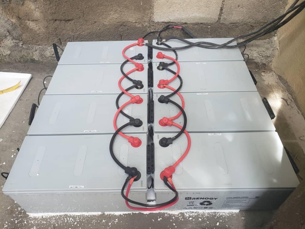 Renogy Deep Cycle AGM Battery 12 Volt 200Ah, 3% Self-Discharge Rate, 2000A Max Discharge Current, Safe Charge Most Home Appliances for RV, Camping, Cabin, Marine and Off-Grid System customer photo 2