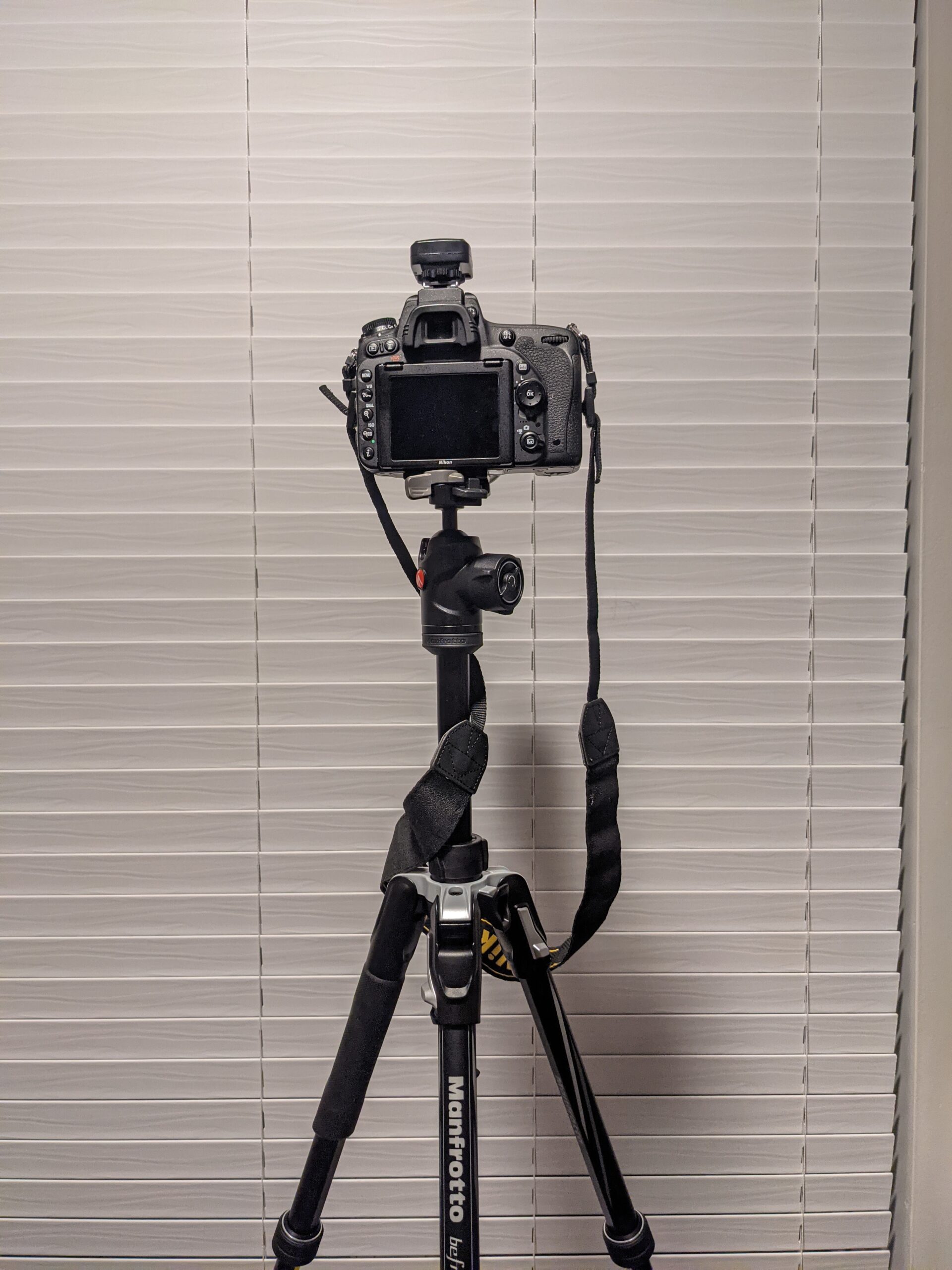 Manfrotto Befree Advanced Camera Tripod Kit with Twist Closure, Travel Tripod Kit with Ball Head, Portable and Compact, Camera Tripod in Aluminum for DSLR, Reflex, Mirrorless, Camera Accessories customer photo 1