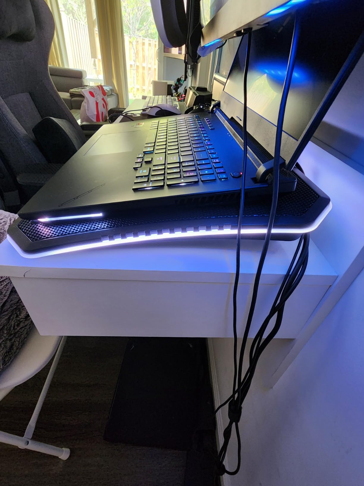 Thermaltake Massive 20 RGB Steel Mesh Panel Single 200mm Fan 10