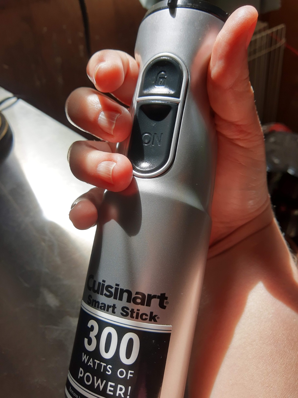 Cuisinart Smart Stick Two-Speed Corded Hand Blender, Powerful Immersion Blender with 300-Watt Motor Blends Shakes, Smoothies, Puree, Baby Food, Soups & Sauces, CSB-175SVP1, Silver customer photo 1