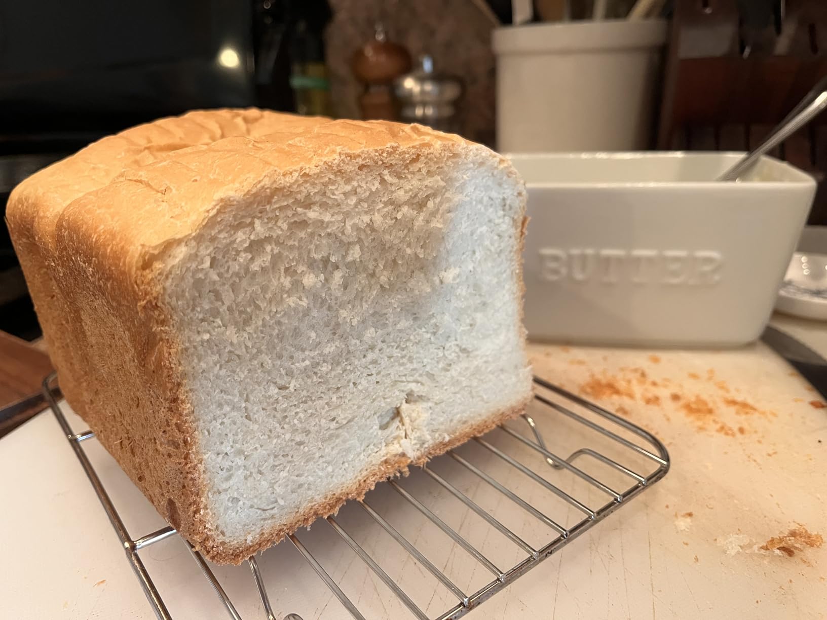 West Bend Hi-Rise Bread Maker Machine Programmable 12 Programs Including Gluten Free & 3 Loaf Sizes and Crust Colors with Traditionally-Shaped Horizontal Bread Pan with Dual Knead Blades, 3-Lb, Gray customer photo 1