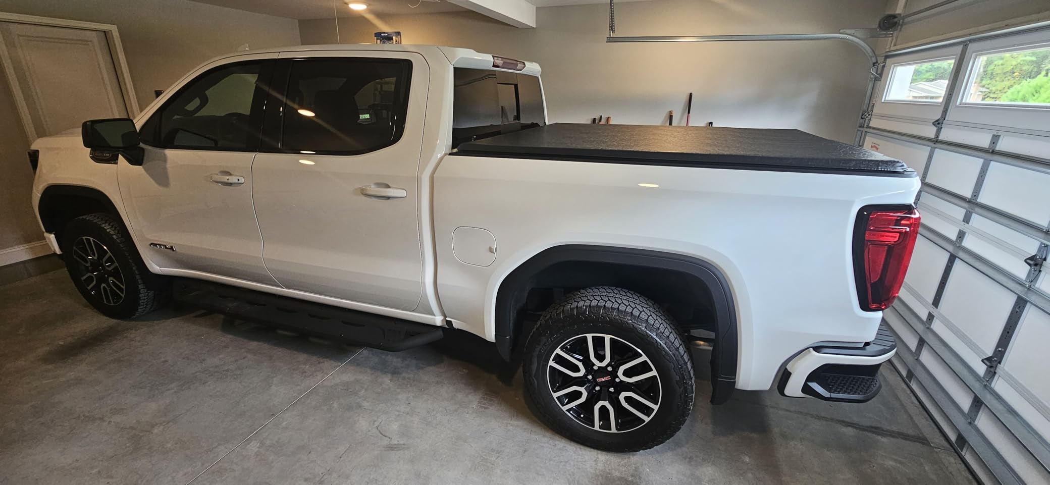 RealTruck TruXedo TruXport Soft Roll Up Truck Bed Tonneau Cover | 272401 | Fits 2019-2025 Chevy/GMC Silverado/Sierra, w/MultiPro/Flex Tailgate (Will not fit Carbon Pro Bed) 5' 10
