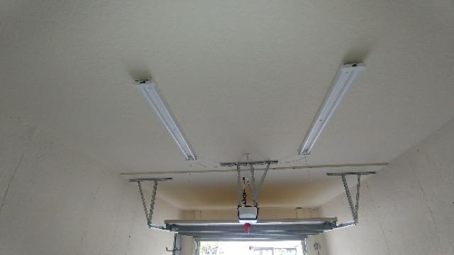 Sunco 6 Pack LED Garage Ceiling Lights Wraparound Fixture 4FT, Linkable Shop Light, 3500 LM, 40W=300W, 5000K Daylight, Hardwired, Surface Mount, Utility Workshop Light ETL customer photo 2