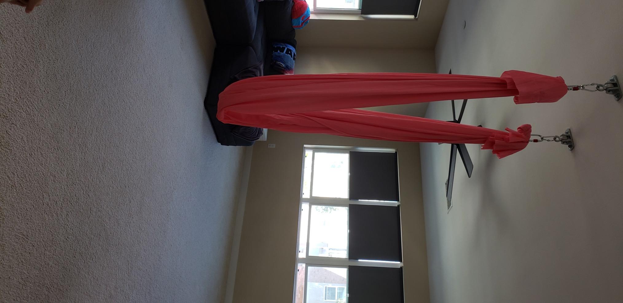 Aerial Yoga Hammock L:5M W:2.8M 5.5 Yards Aerial Pilates Silk Yoga Swing Set with 2000 Lbs Load Include Daisy Chain, Pose Guide customer photo 1