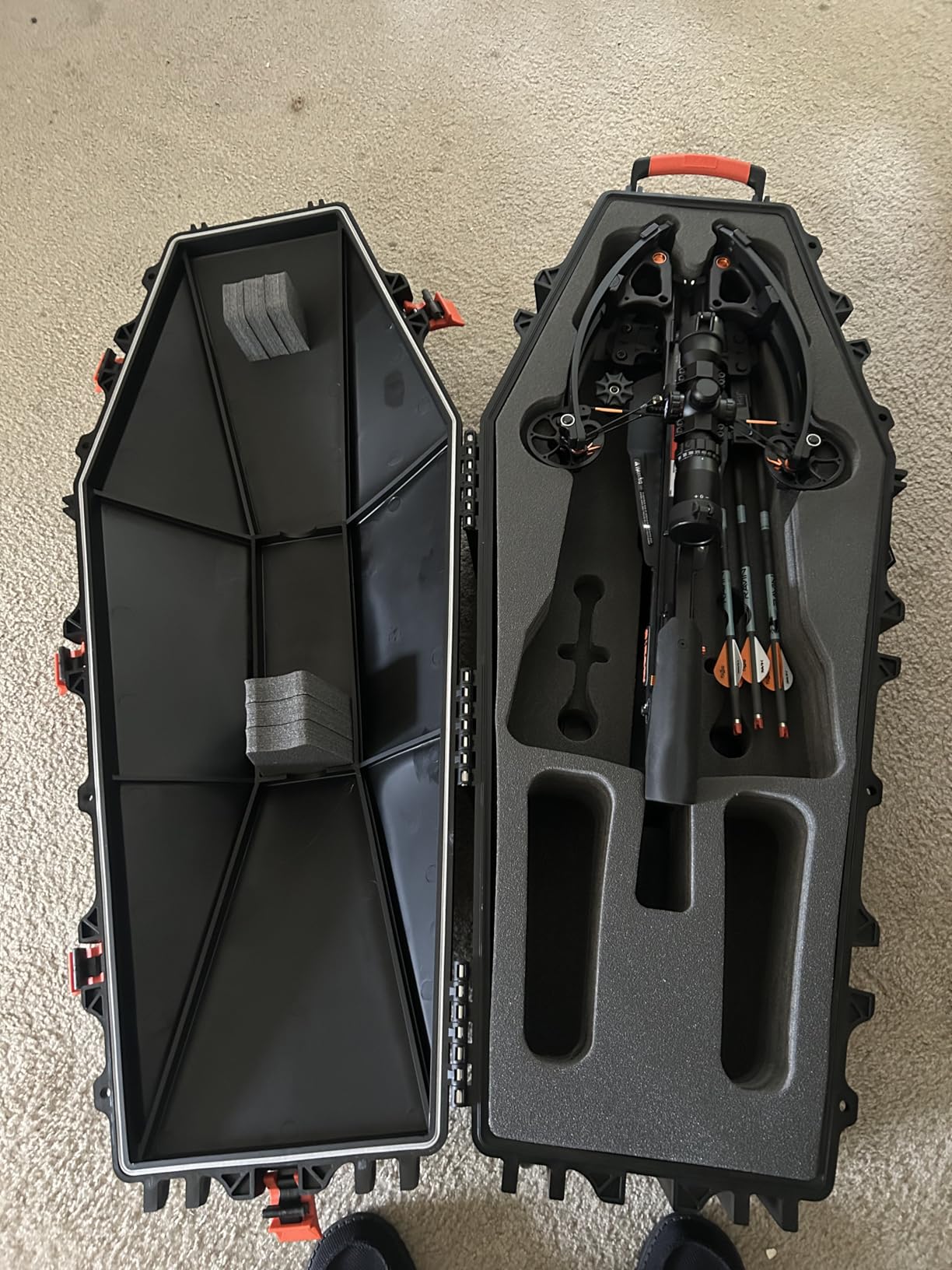 RAVIN Hard Case for R26 R26X R29 R29X Crossbows - Reinforced Polymer Water Resistant Case with Pre-Cut Foam Insert customer photo 1