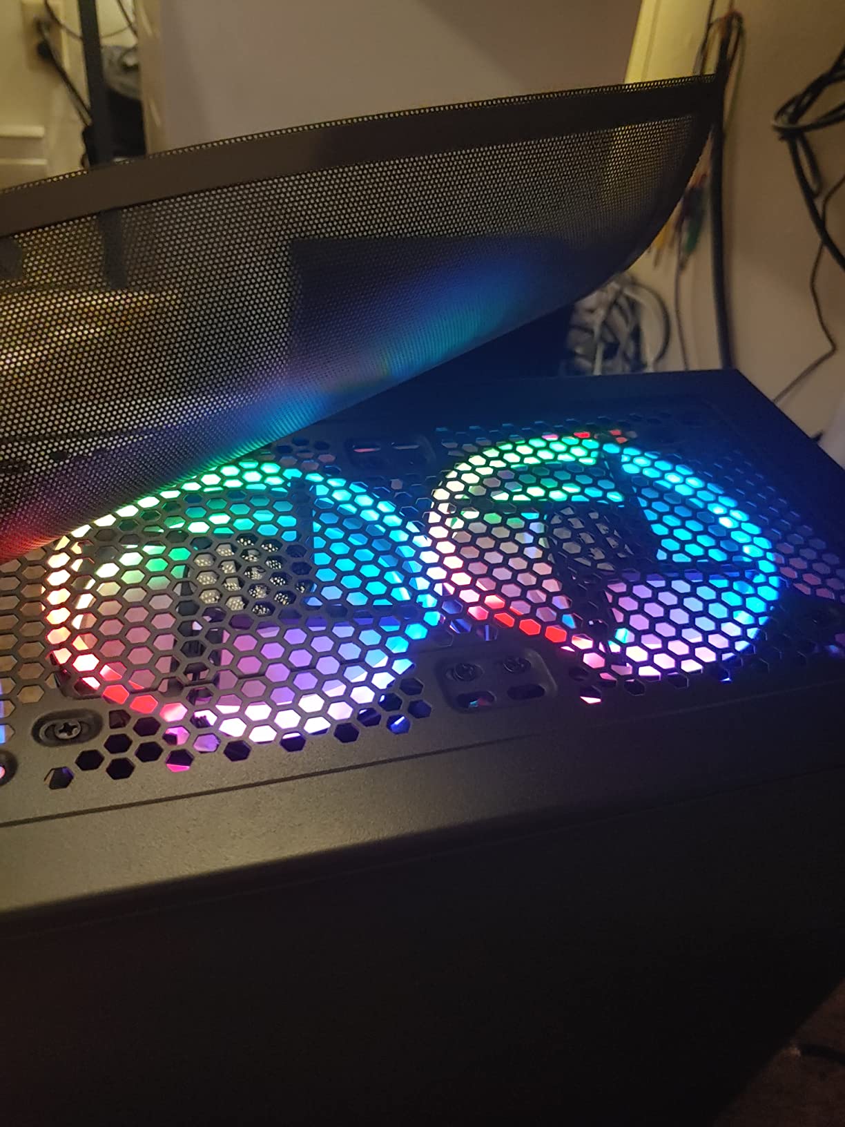 Bgears b-Voguish Gaming PC Case with Tempered Glass panels, USB3.0, Support E-ATX, ATX, mATX, ITX. (Fans are sold separately) customer photo 2