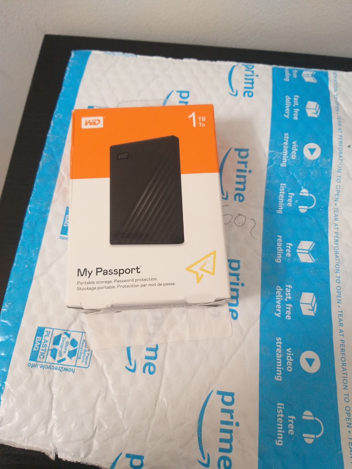 WD 1TB My Passport, Portable External Hard Drive, Black, backup software with defense against ransomware, and password protection, USB 3.1/USB 3.0 compatible - WDBYVG0010BBK-WESN customer photo 2