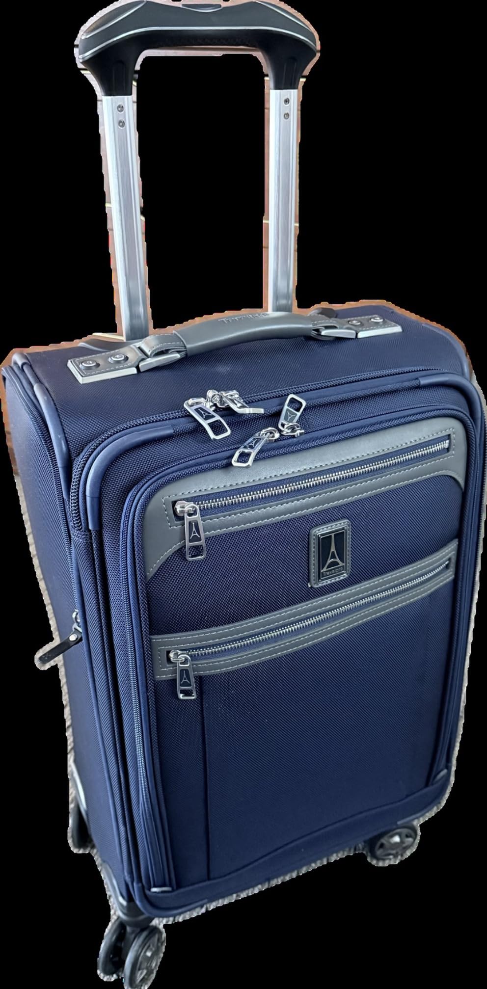 Travelpro Platinum Elite Softside Expandable Checked Luggage, 8 Wheel Spinner Large Suitcase, TSA Lock, Men and Women, True Navy Blue, Checked Large 29-Inch customer photo 1