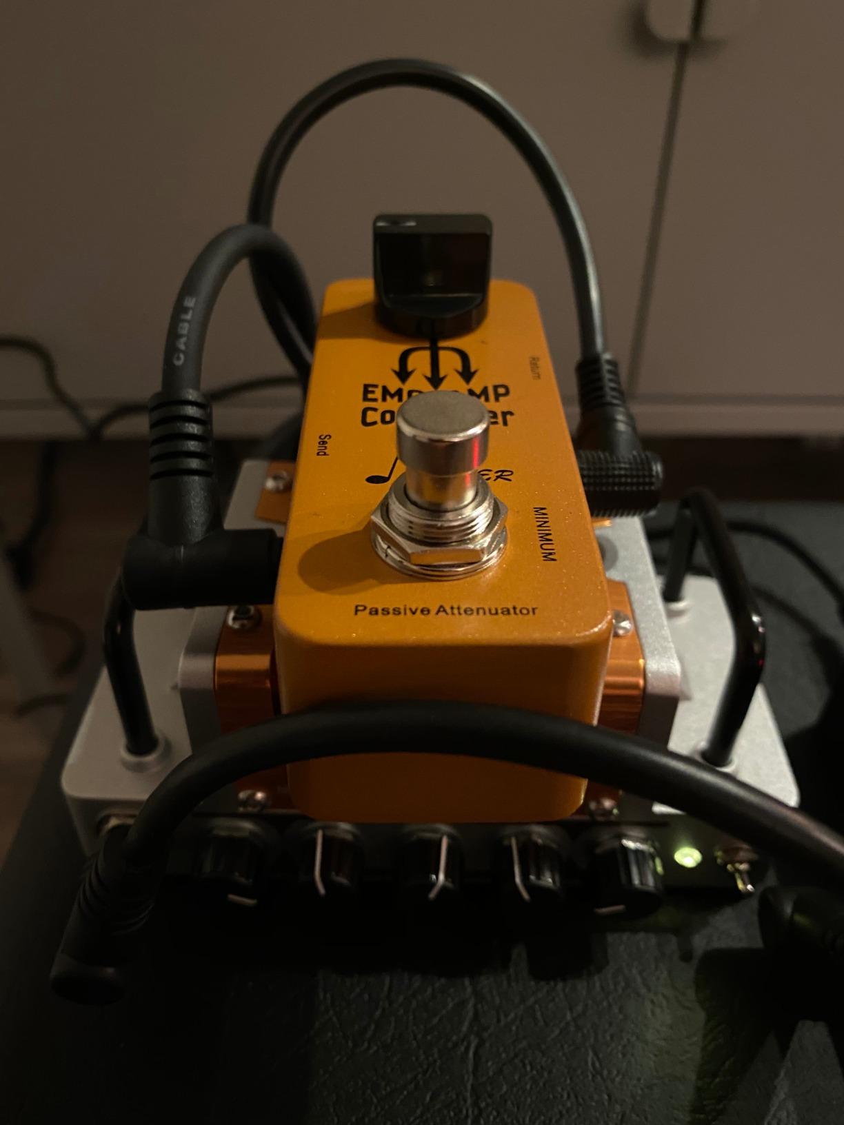 Donner Amp Attenuator Pedal, EMO AMP Box Controller Signal Converter Guitar Effect pedal with Mute Footswitch customer photo 2