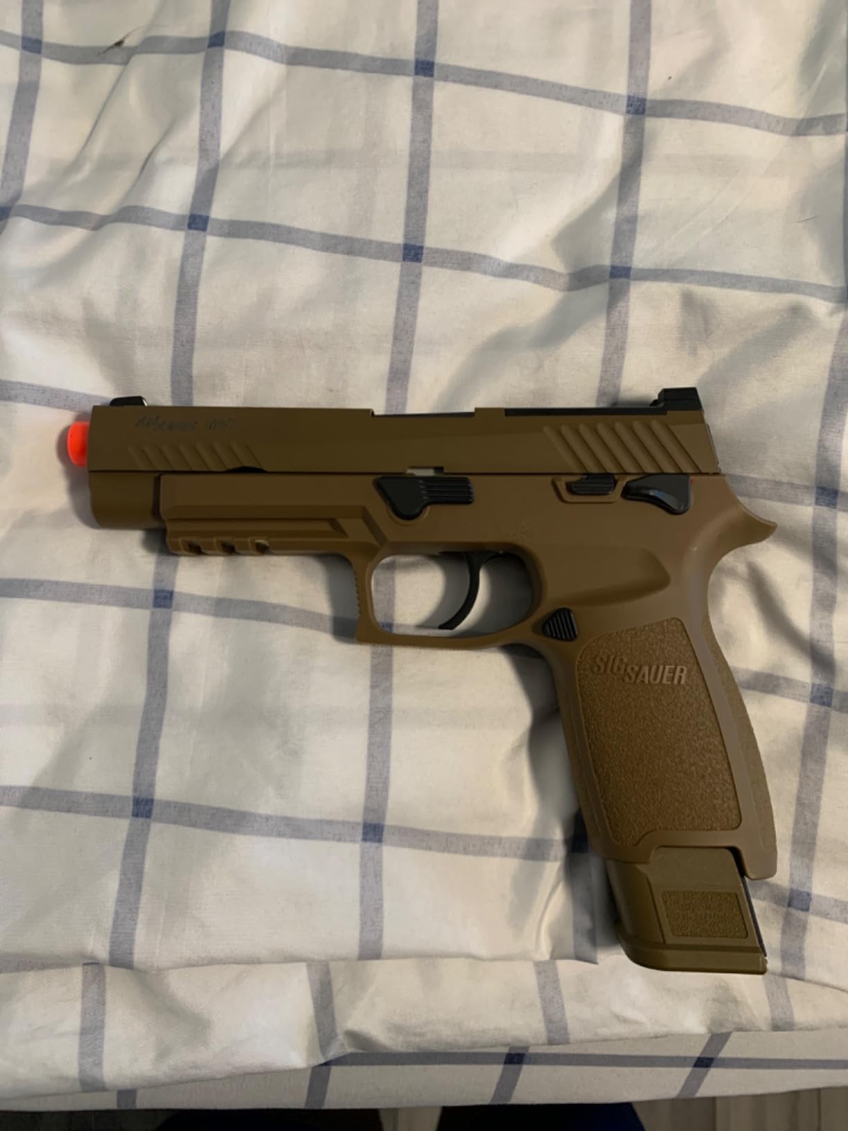 Sig Sauer ProForce M17 Coyote Tan Green Gas Blowback Airsoft Pistol customer photo 1