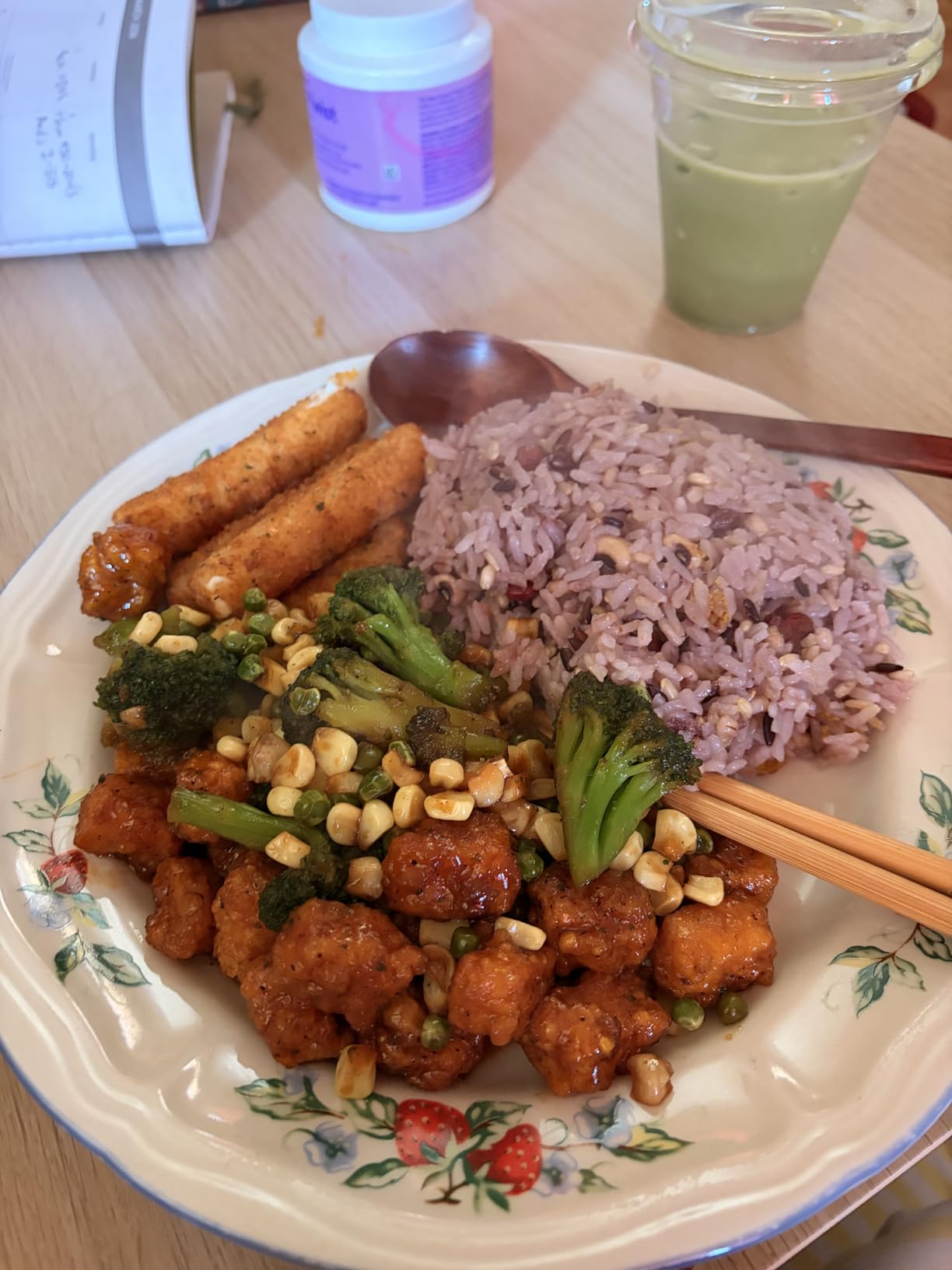 CUCKOO Micom Rice Cooker 10-Cup Uncooked / 20-Cup Cooked with Nonstick Inner Pot, Large Rice Maker with 16 Menu Options, Fuzzy Logic Technology, Auto Clean Mode, LCD Display, White (CR-1020F) customer photo 1