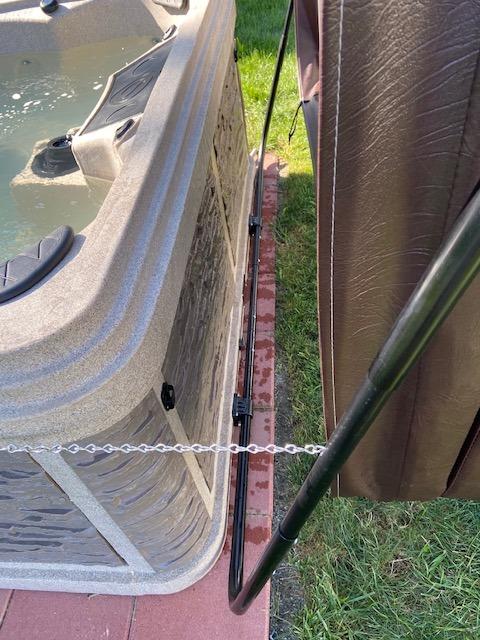 Puri Tech Cover Lifts Fold Bottom or Deck Mount Spa & Hot Tub Cover Lift Removal customer photo 2