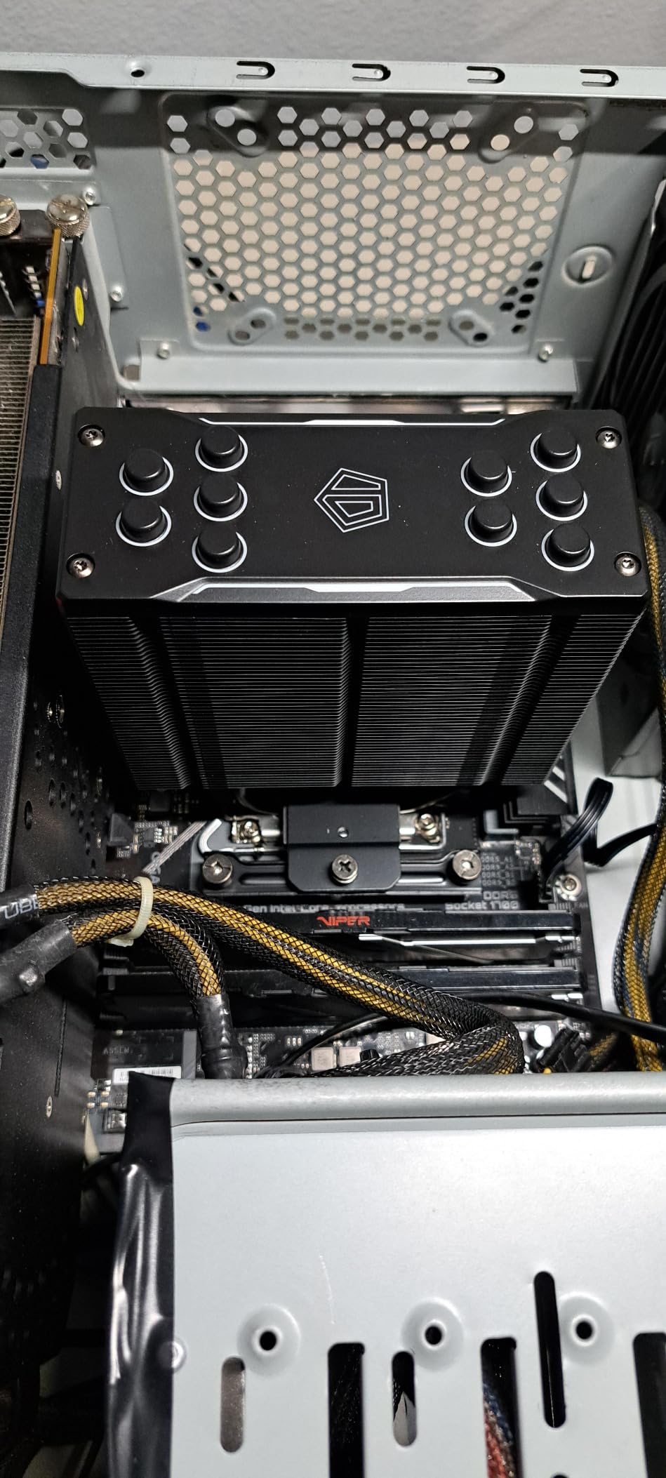 ID-COOLING SE-225-XT Black CPU Cooler 5 Heatpipes CPU Air Cooler 2x120mm Push-Pull PWM Fans CPU Fan for Intel/AMD, LGA 1700 Compatible customer photo 2