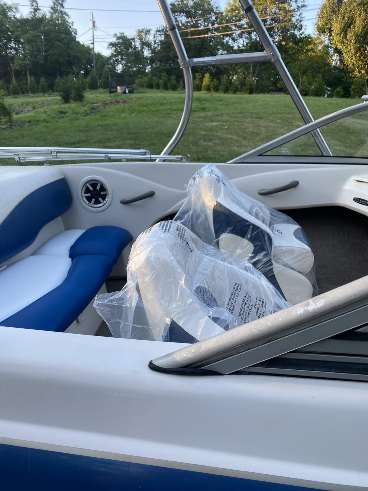 MSC Captain Boat Seat (White/White) customer photo 2