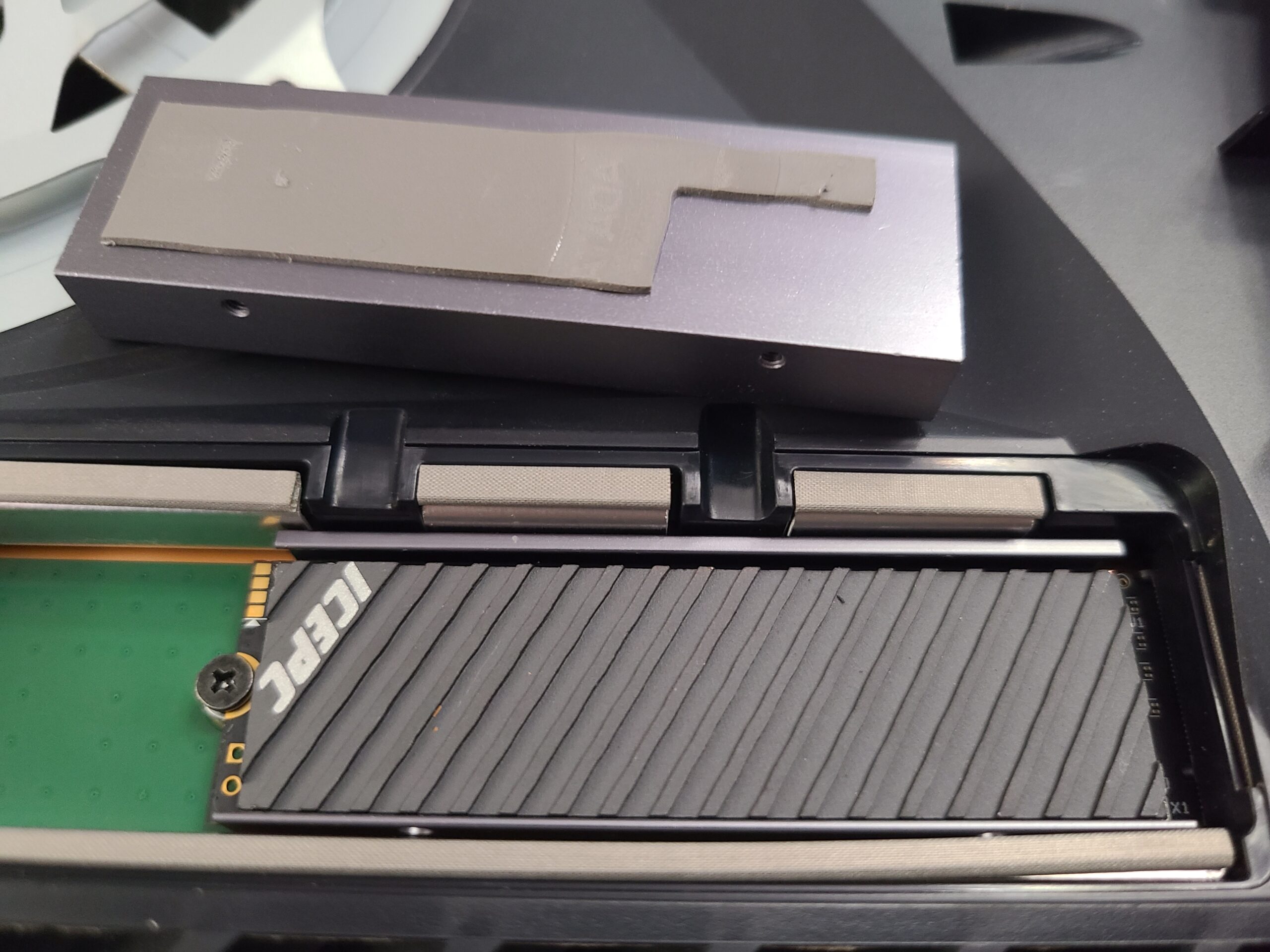 GAMMIX S70 BLADE - PCIe Gen4 Solid State Drive (SSD) - Up to 7400/6800 MB/s Read/Write - Aluminum Heatsink - Gamers, Creators & PC Builders - Compatible with PS5, Laptops & PCs - 2TB customer photo 2
