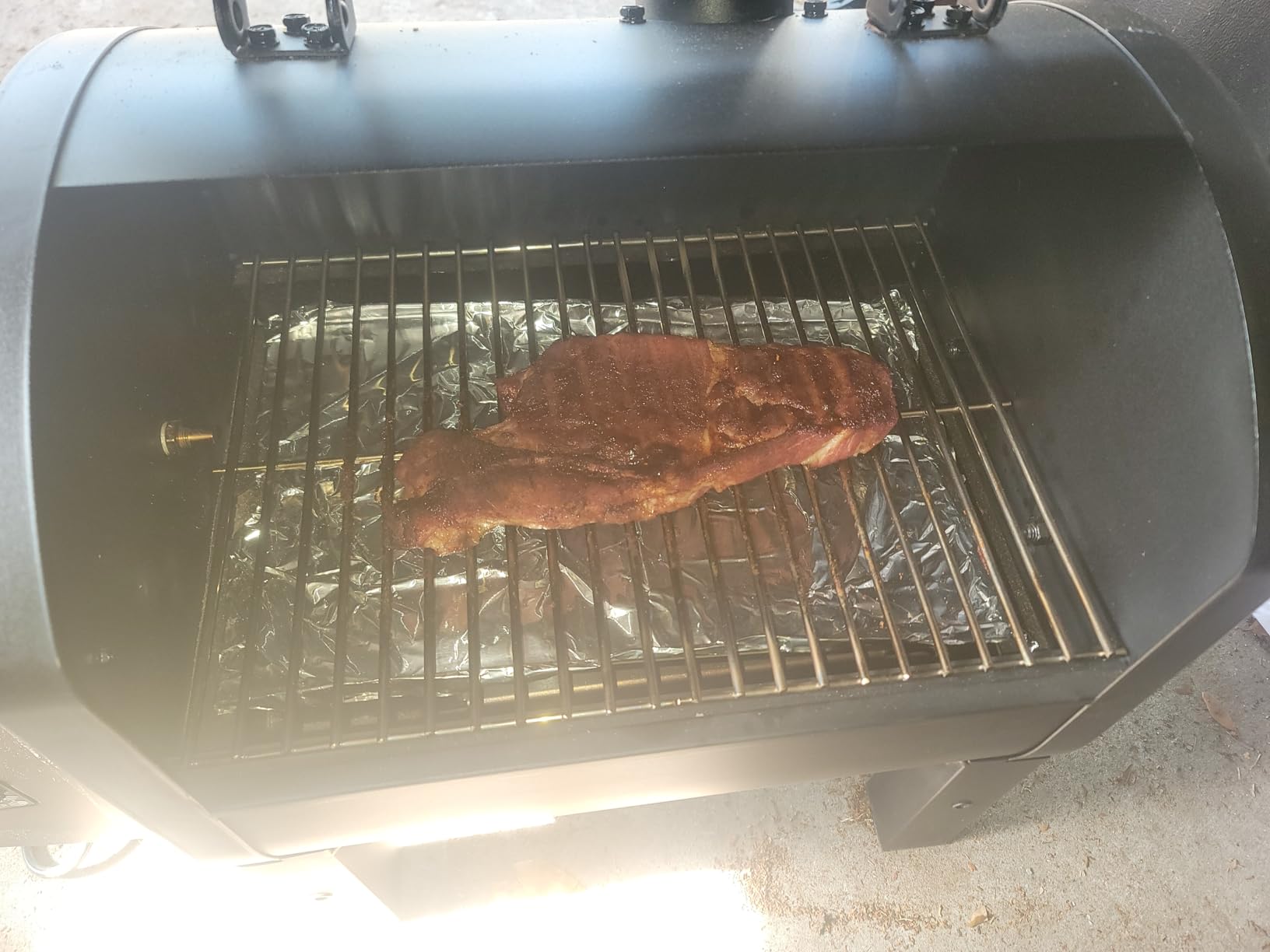 Green Mountain Grills Trek Prime 2.0 Portable Pellet Grill with Cover, WiFi Smart Control, 12V Power, Wood Pellet Smoker for Camping, Tailgating & RV Use, Compact BBQ Grill customer photo 2