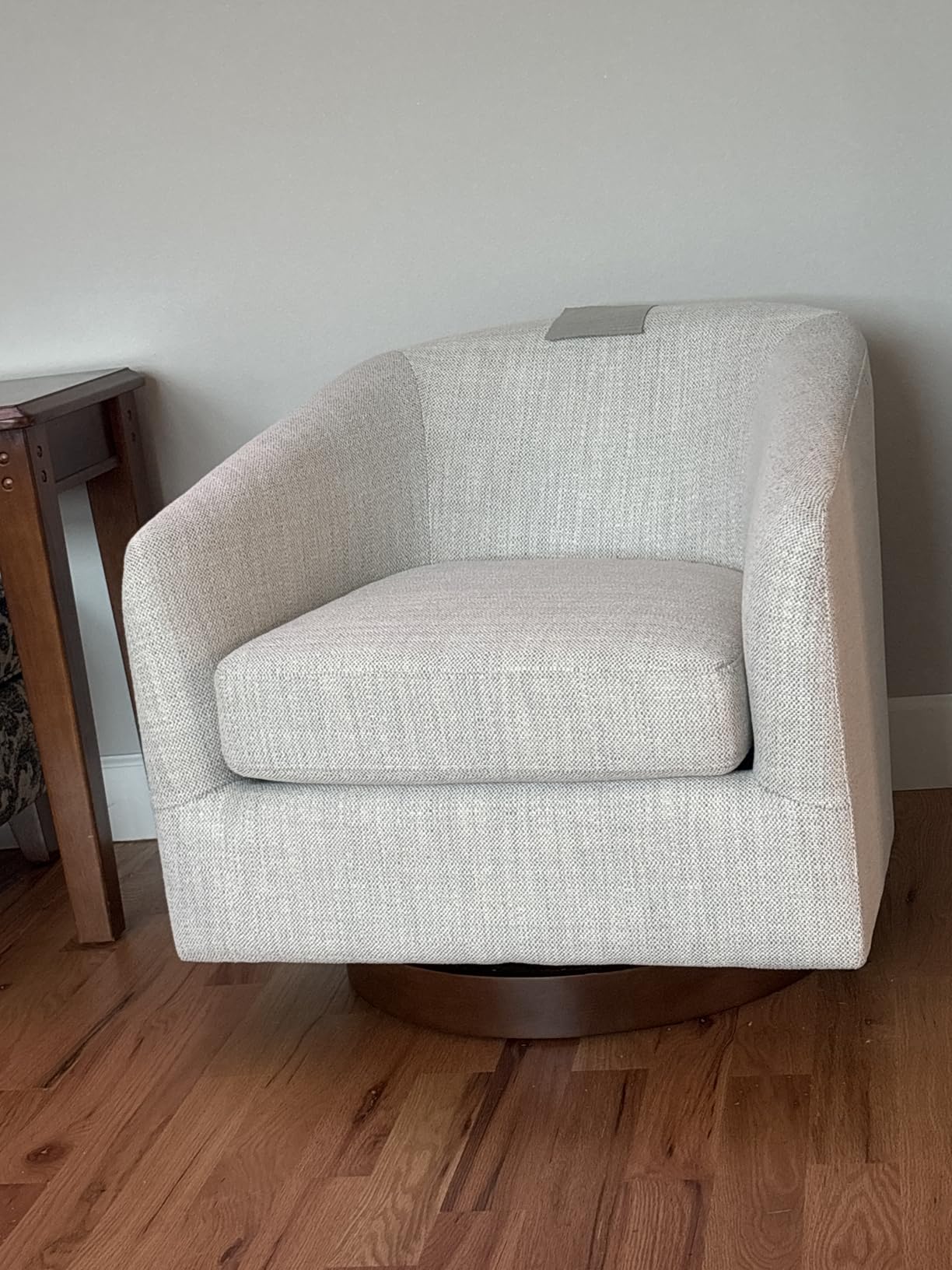 CHITA Swivel Accent Chair, Fully Assembled Fabric Barrel Armchair with FSC Certified Upholstered for Living Room, Bedroom and Office, Flax Beige customer photo 2
