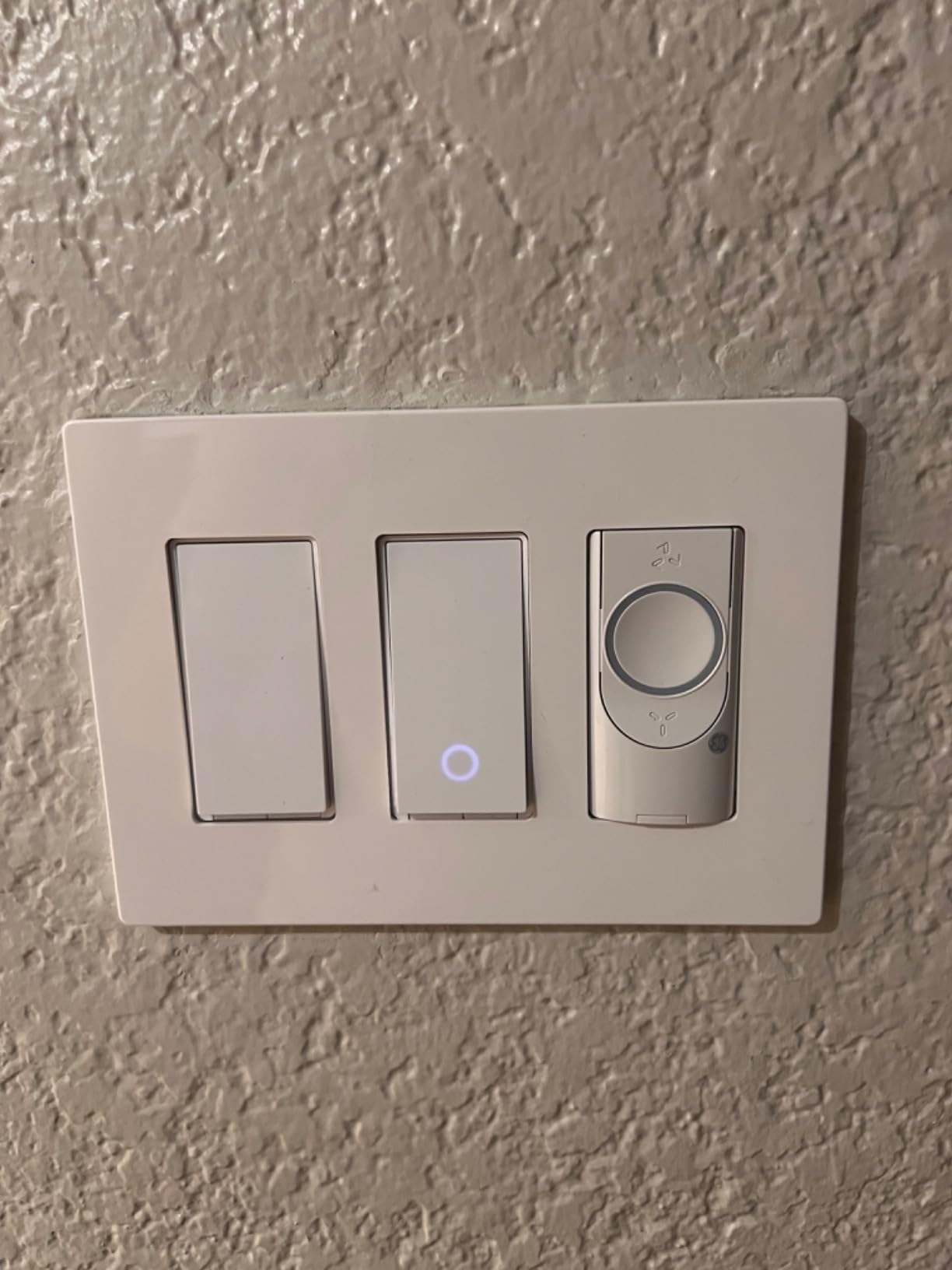 Kasa Smart WiFi Motion Sensor Switch, Single Pole, Needs Neutral Wire, 2.4GHz Wi-Fi Light Switch, Compatible with Alexa & Google Home, UL Certified, No Hub Required(KS200M),White,1-Pack customer photo 1