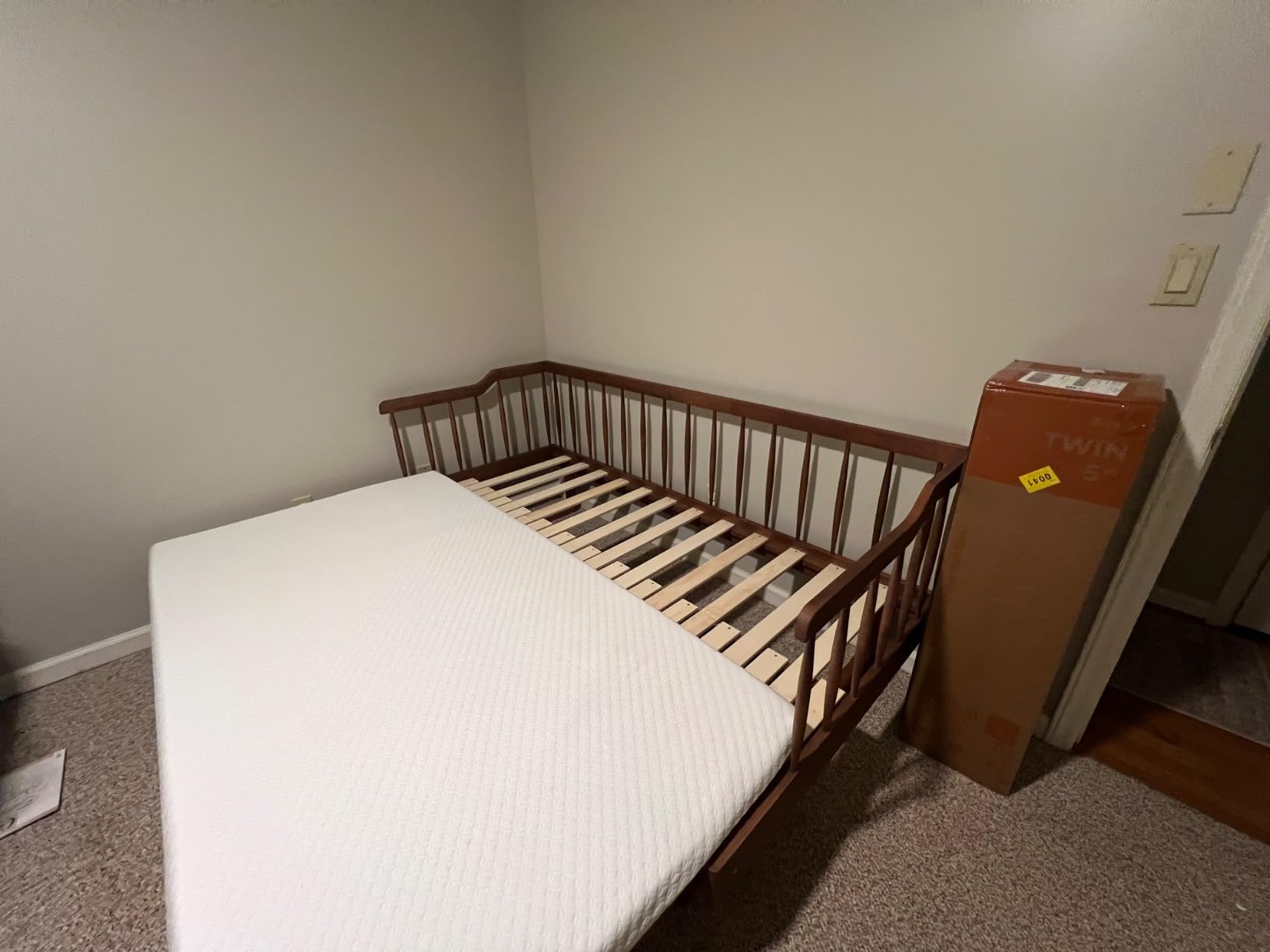 Baxton Studio Muriel Walnut Wood Expandable Twin to King Size Spindle Daybed customer photo 2
