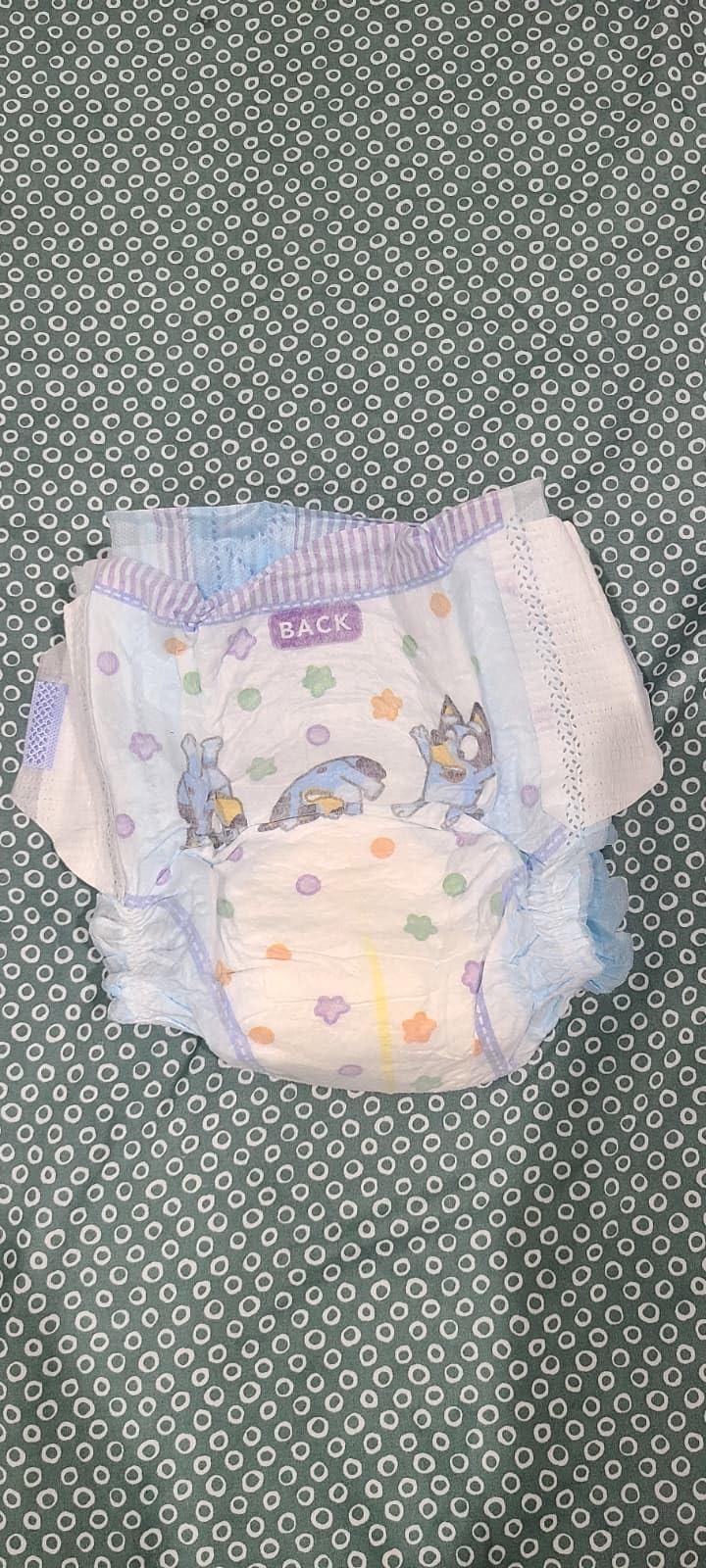 Luvs Diapers - Size 6, 144 Count, Bluey Platinum Protection Baby Diaper customer photo 2