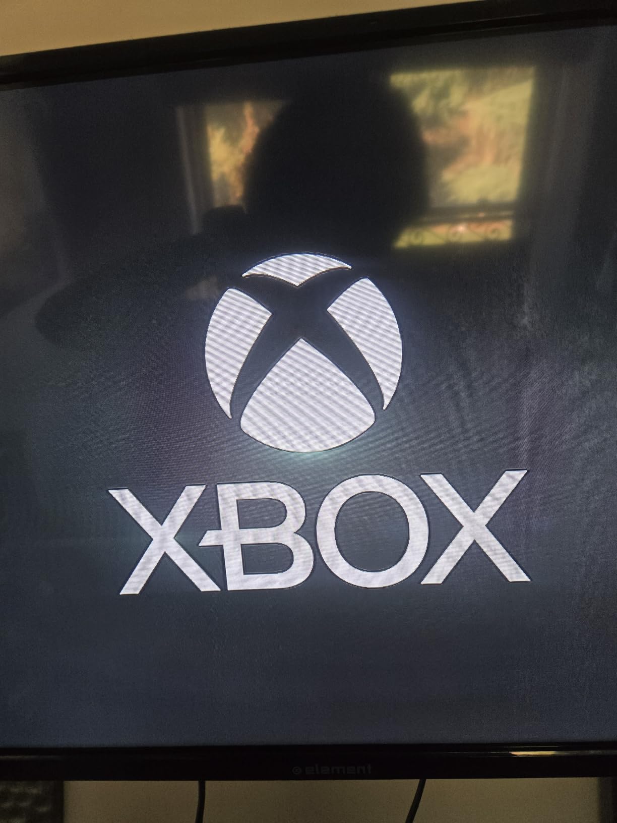 Xbox Series X 1TB Gaming Console + 1 Wireless Controller customer photo 2