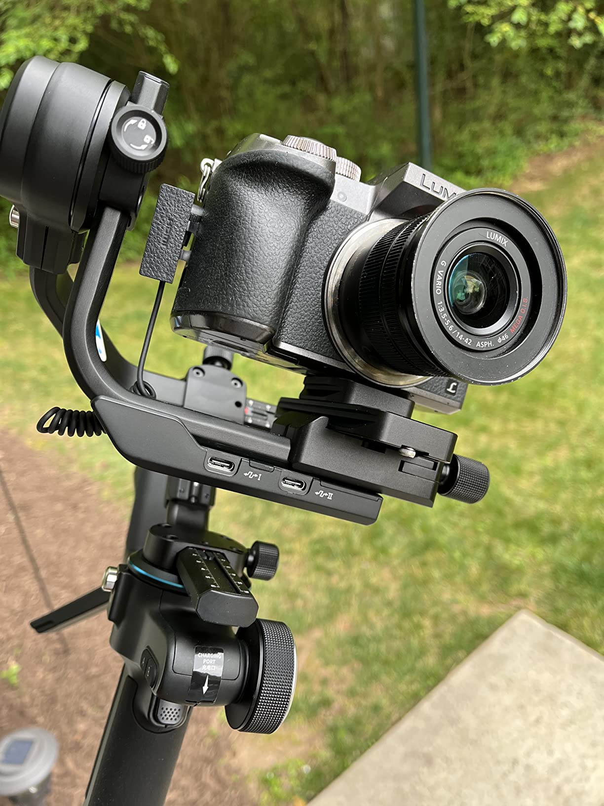 FeiyuTech SCORP-C Gimbal Stabilizer for Cameras DSLR and Mirrorless Camera, 3-Axis Camera Gimbal, 5.5lbs Payload, for Sony A7IV A6300/A6400 A7S3 a9/a7 for Canon 5D3/80D for Nikon D7500/Z5/Z6 II customer photo 2