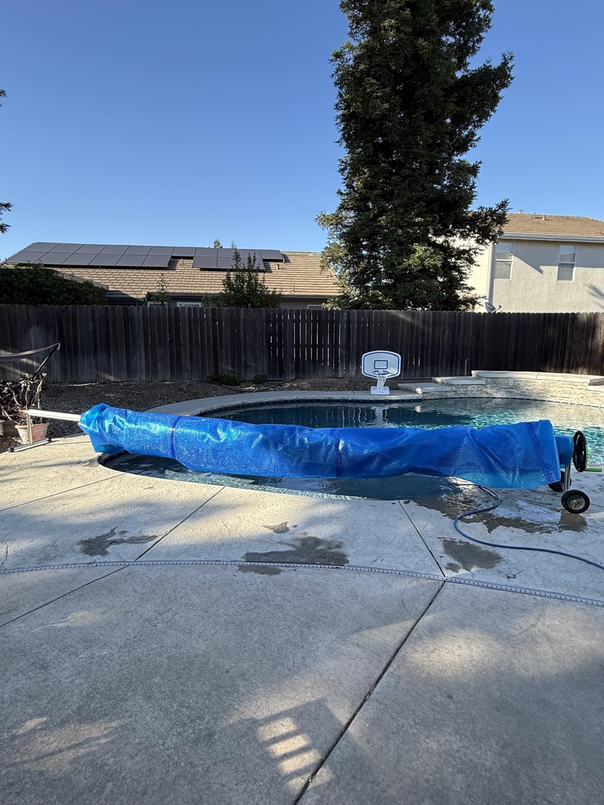 Outvita Pool Cover Reel 18 FT Solar Cover Reels Set for Inground Outdoor Swimming Pools, Aluminum Solar Above Ground Pool Cover Roller Blanket Reel, Black & Green customer photo 2