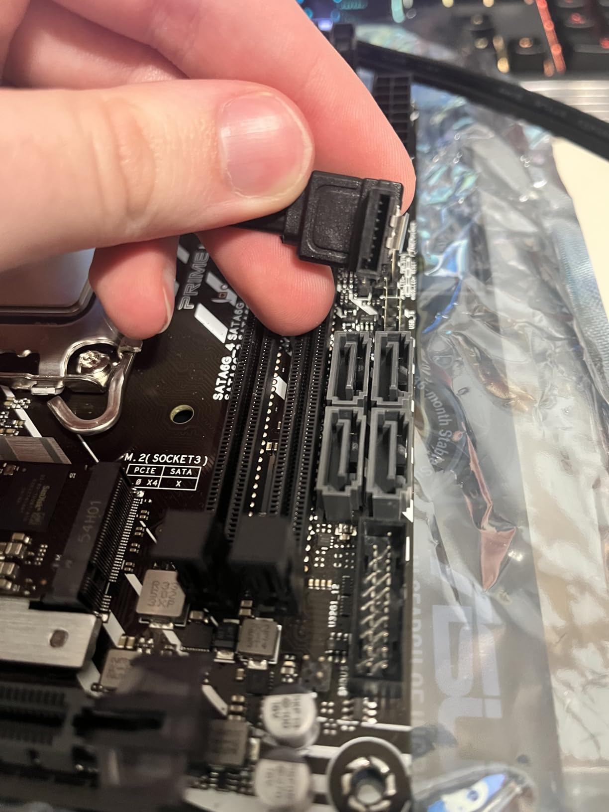 ASUS PRIME H610I-PLUS D4 LGA 1700(Intel 12th Gen&Intel vPro)mini ITX Motherboard(PCIe 4.0,DDR4,USB 3.2 Gen 1 Type-A,1Gb Lan,DP/HDMI/D-Sub,V-M.2(Key E),Q-LED,Mono-out header with amp IC,SPI TPM header) customer photo 2