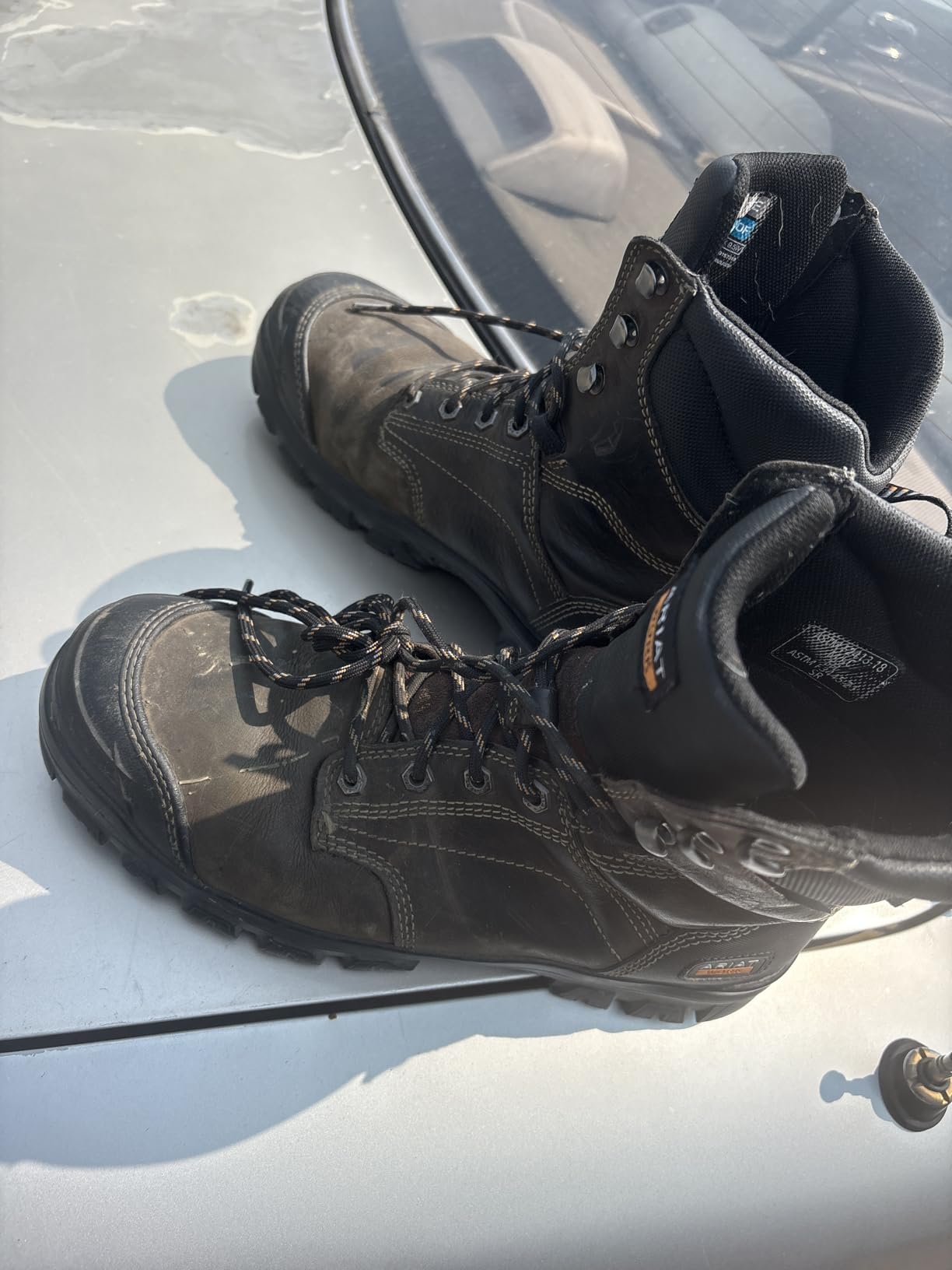 ARIAT Treadfast 8