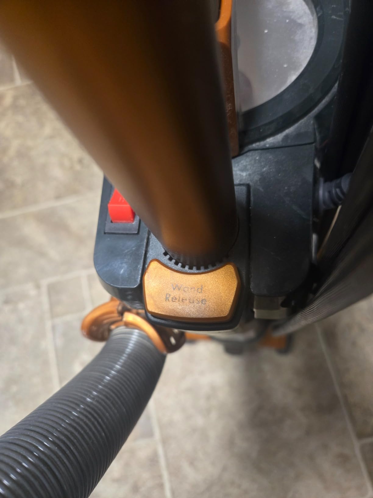 Kenmore DU4080 Featherlite Lift-Up Bagless Upright Vacuum 2-Motor Power Suction Lightweight Carpet Cleaner with HEPA Filter, 2 Cleaning Tools for Pet Hair, Hard Floor, Orange customer photo 2
