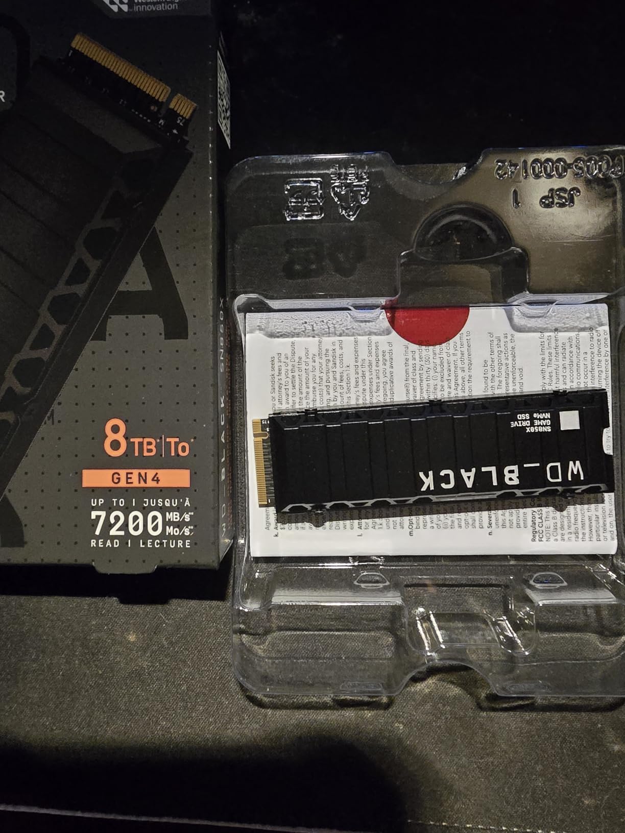 WD_BLACK SN850X 2TB NVMe SSD with Heatsink - M.2 2280, Up to 7,300 MB/s Read speeds, Up to 6,300 MB/s write speeds, Gaming Expansion, High Performance Internal Solid State Drive customer photo 1
