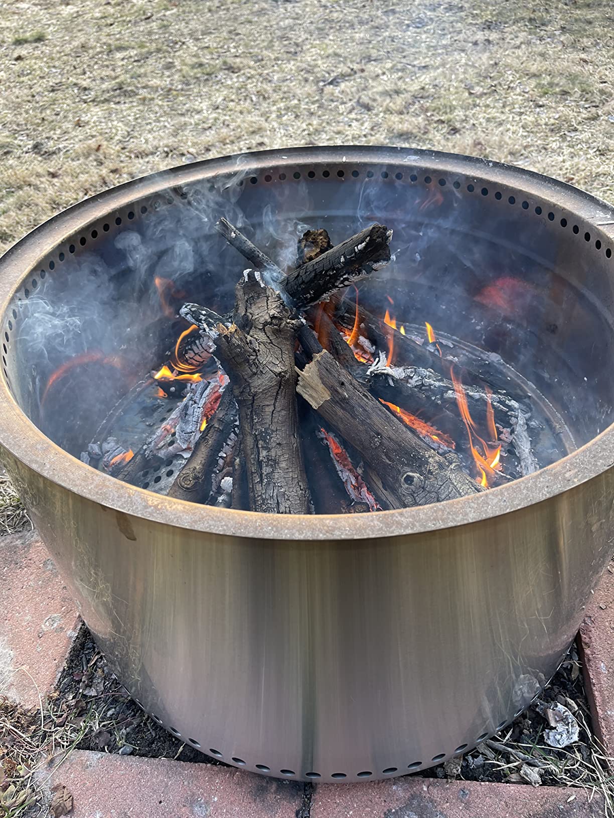Solo Stove Bonfire Cast Iron Grill Cooking Bundle 2.0 | Smokeless Fire Pit, Stand, Grill & Hub, Wood Burning, Removable Ash Pan, Stainless Steel/Cast Iron, Height: 63 cm, Diameter: 44,5 cm, 20,3 kg customer photo 2