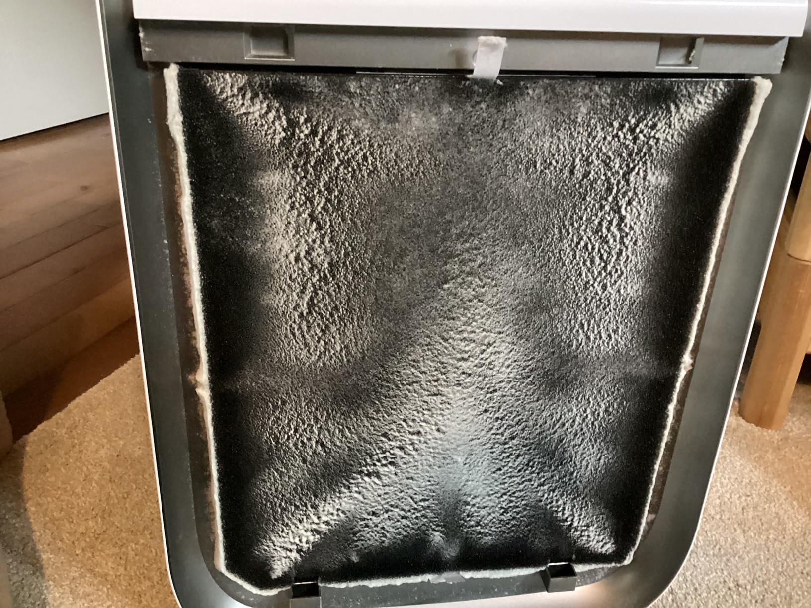 AirDoctor AD2000 Air Purifier for Small & Medium Rooms, 3 Stage Filtration with Pre-Filter, UltraHEPA, Carbon/VOC customer photo 1