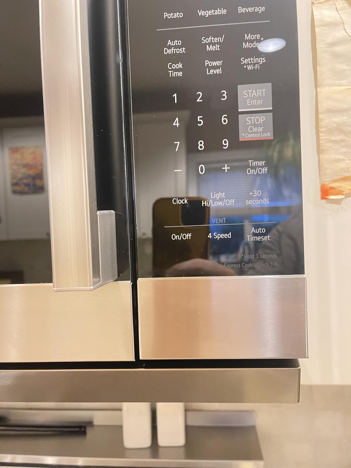 LG 2.1 cu. ft. 30 in. Width PrintProof Stainless Steel 1,050-Watt Smart Over-the-Range Microwave Oven with ExtendaVent 2.0 customer photo 2