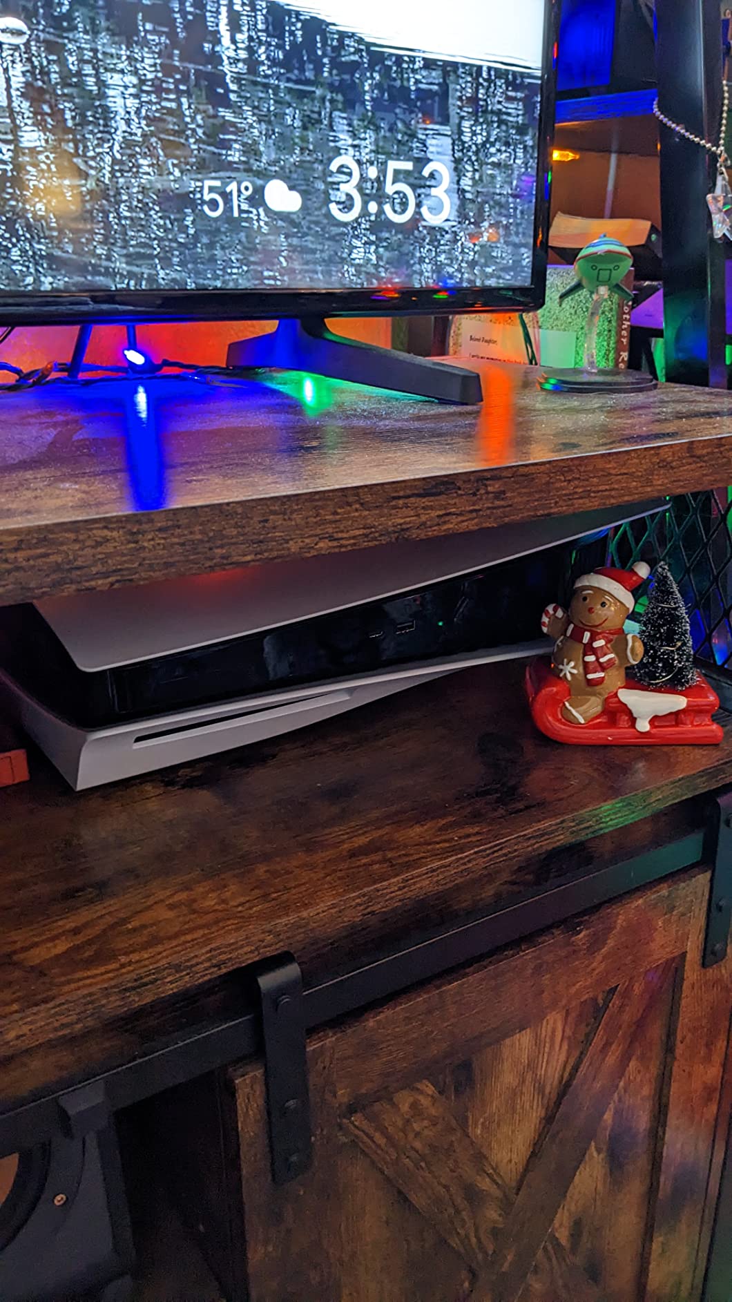 PlayStation PS5 Console - God of War Ragnarok Bundle customer photo 1