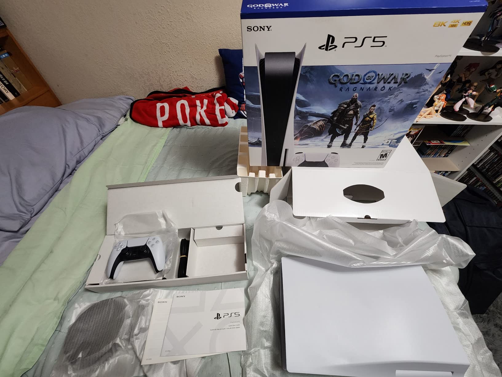 PlayStation PS5 Console - God of War Ragnarok Bundle customer photo 2