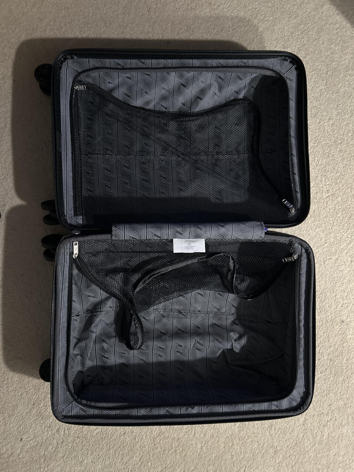 Evolve SE Hardside Expandable Luggage with Spinners, Bass Black, 3PC Set (CO/M/L) customer photo 2
