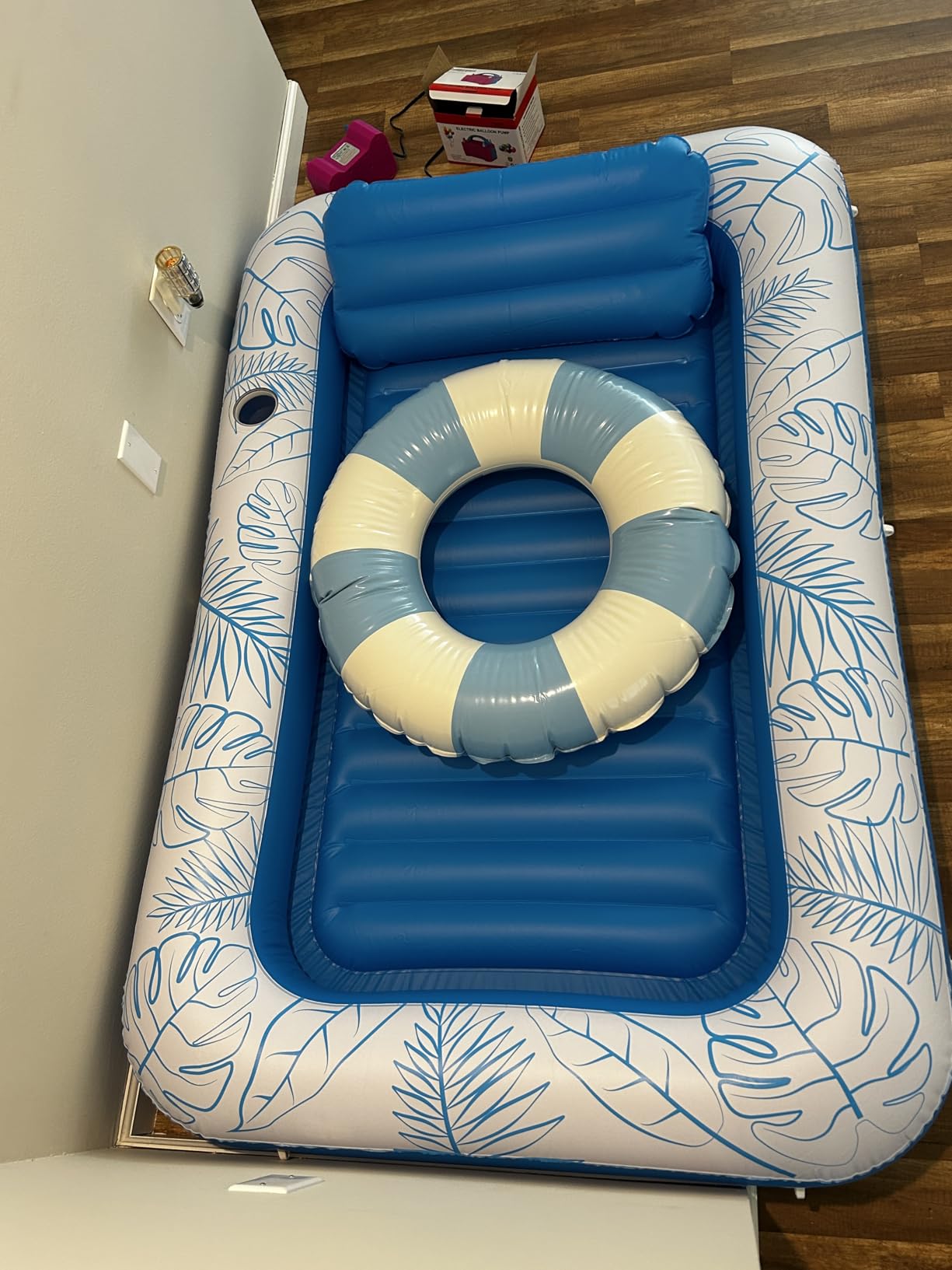 Jasonwell 4 in 1 Inflatable Tanning Pool Lounger Float - Sunbathing Lounge Floatie Raft Toys, Water Filled Tanning Bed Mat Pad Blow Up Kiddie Pool with Ball Pit for Adult, Kids (L) customer photo 2