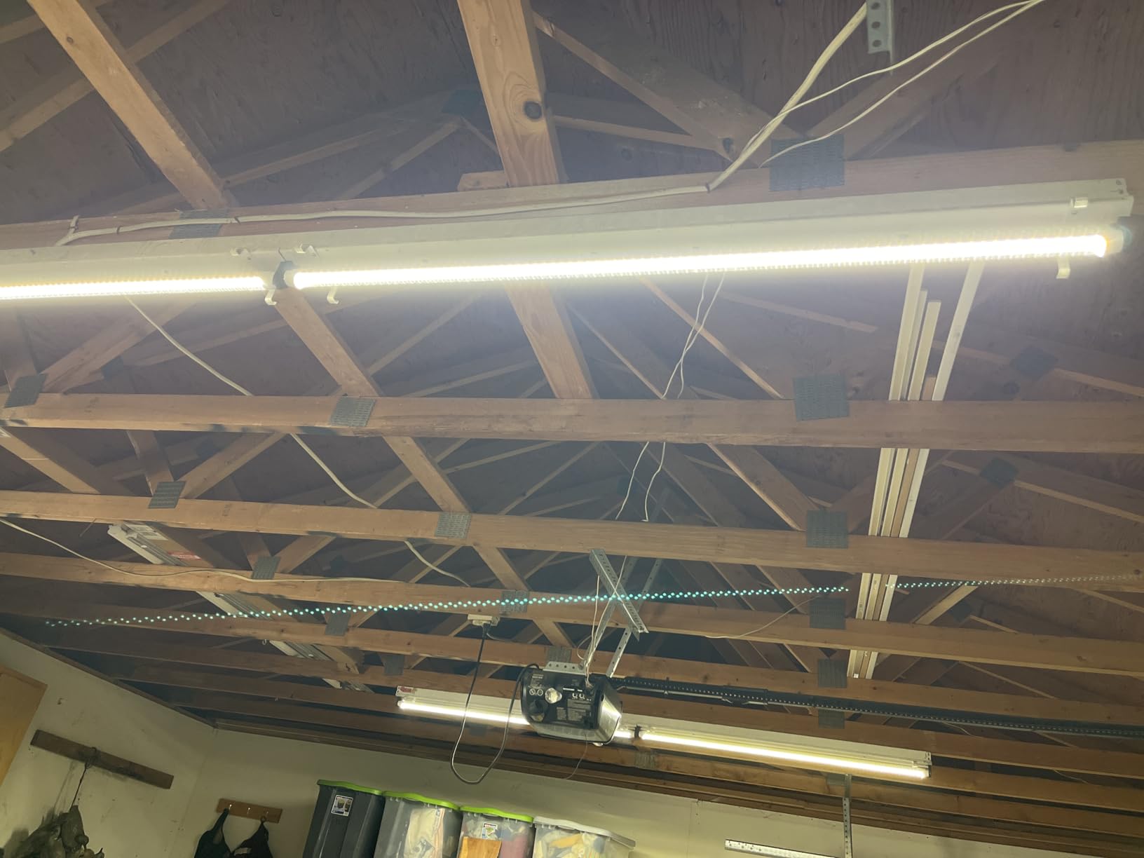 JESLED 4FT LED T8 Type A+B Tube Lights, 24W(65W Equivalent), 3200LM, 6000K, Single or Double End Powered, Plug and Play or Ballast Bypass, 4 Foot T10 T12 Fluorescent Bulbs Replacement, Clear (4-Pack) customer photo 1