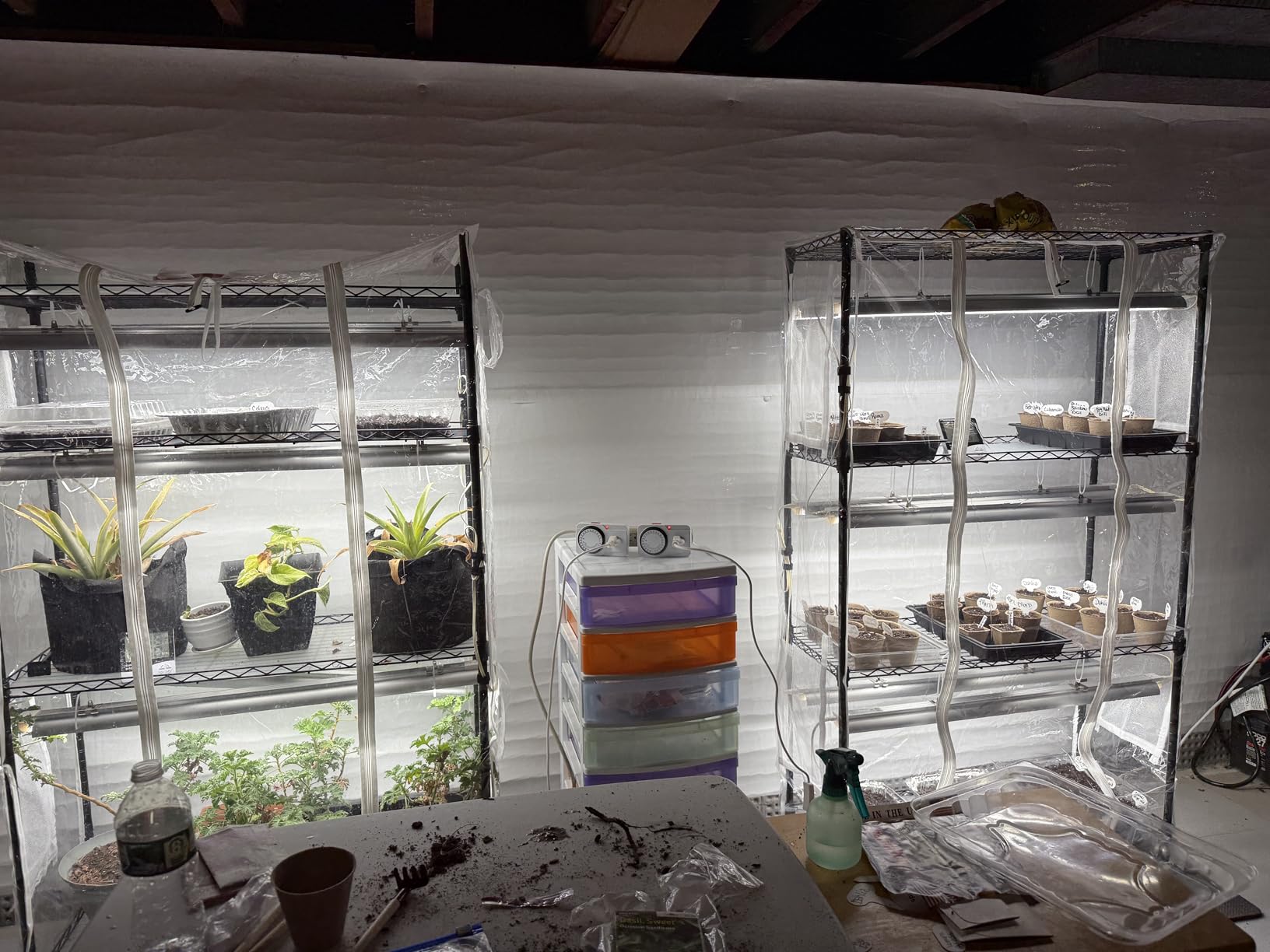 Barrina CX5Z Indoor Greenhouse with Grow Light, 6PCS 30W per Light Full Spectrum T8 Plant Lights, 4-Tier Portable Metal Plant Stand Tent and Thermometer for Seed Starting, 35.4x13.8x59IN customer photo 1